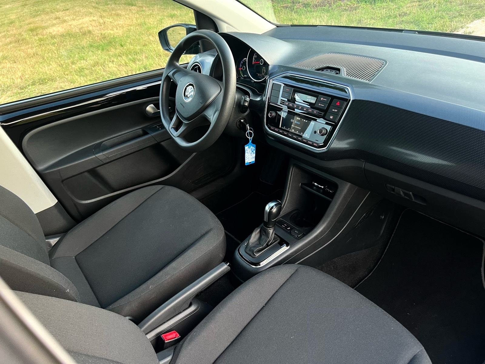 VW E UP 36,6 kW, CCS, domet 280 km, fotografija 6