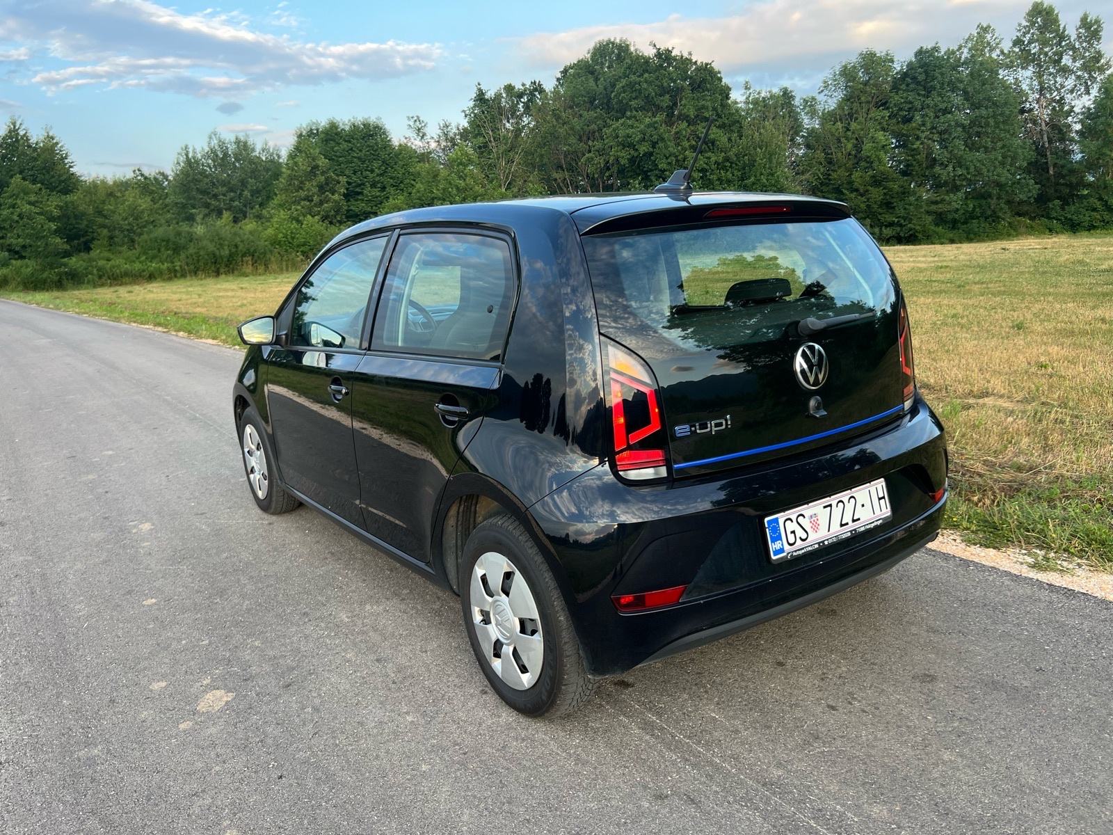 VW E UP 36,6 kW, CCS, domet 280 km, fotografija 14