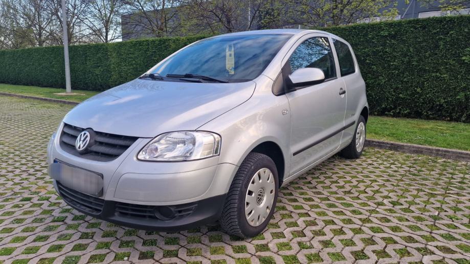 VW Fox 1.2 Benzin - Klima - Mali potrošač - Prvi vlasnik, pogled izvana - slika 5