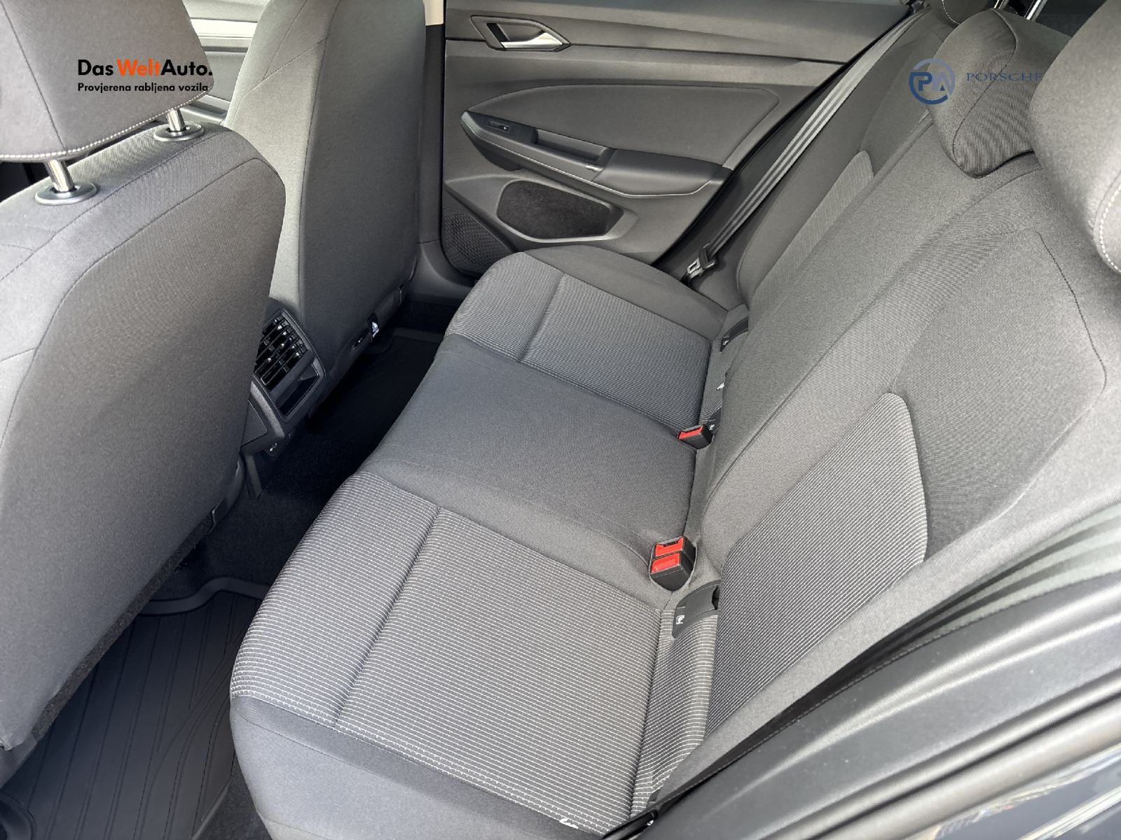 VW Golf 1.5 TSI, fotografija 11