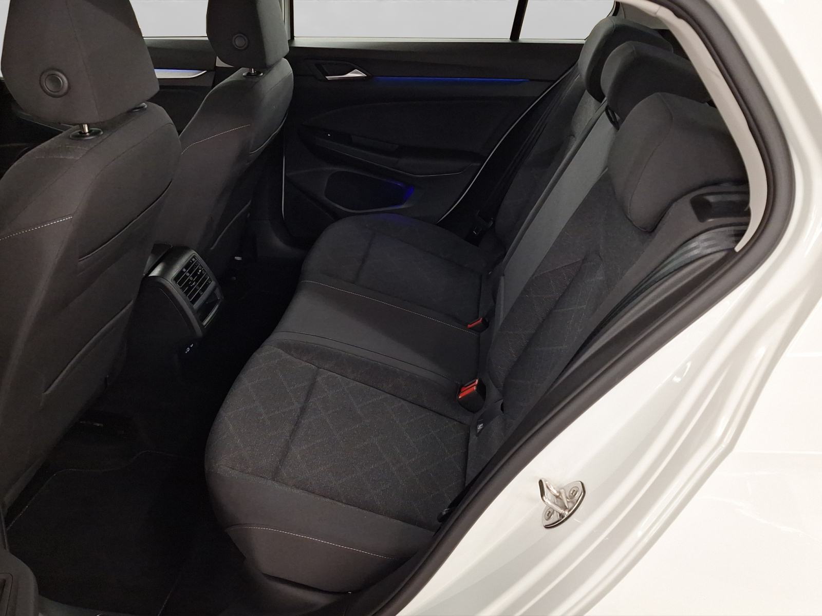 VW Golf 2.0 TDI DSG Life, fotografija 19