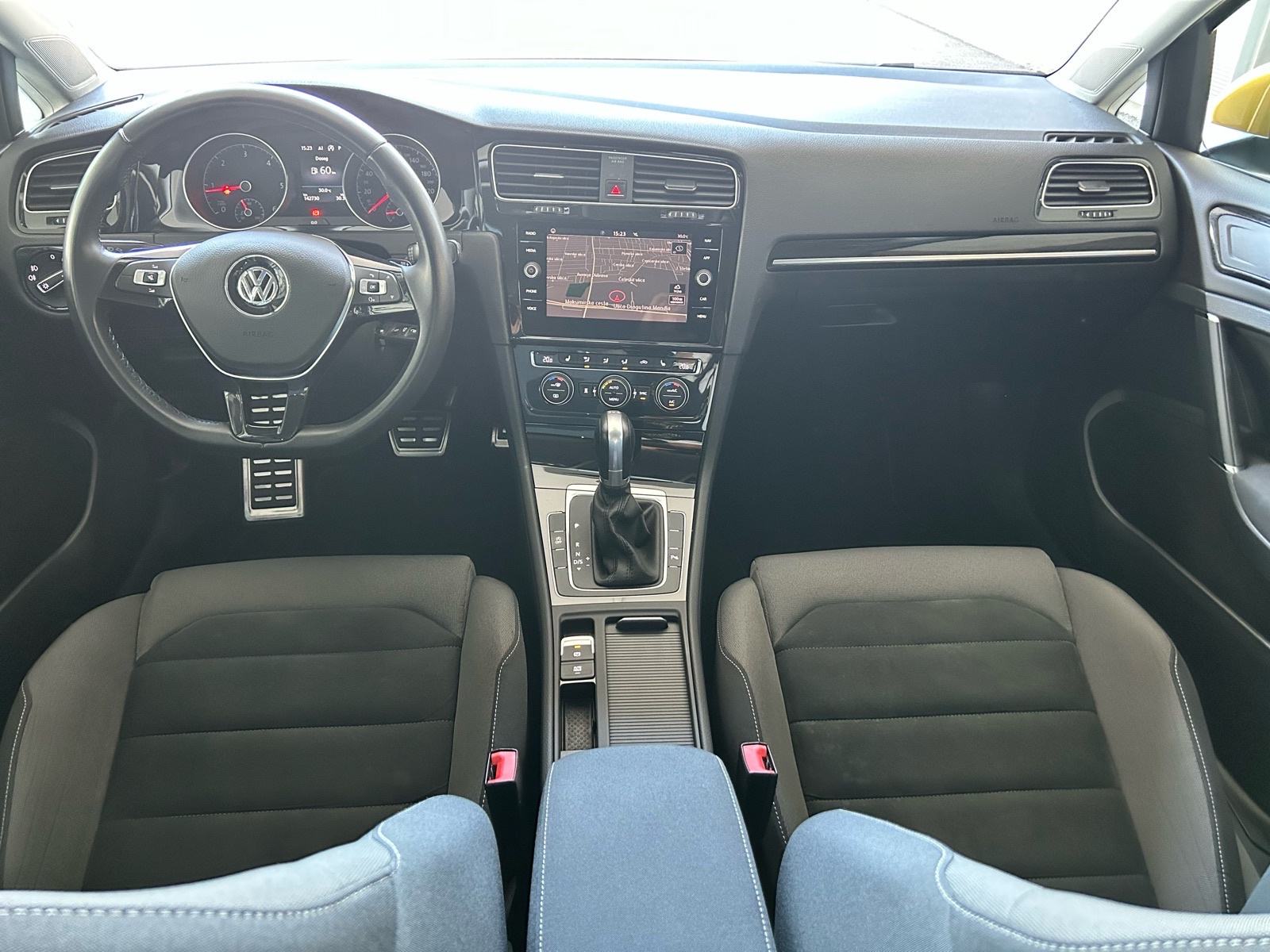 VW GOLF 2.0 TDI HIGHLINE•DSG•NAVI•LED•MATRIX•AMBI•ALU 18”•FULL!!, fotografija 14