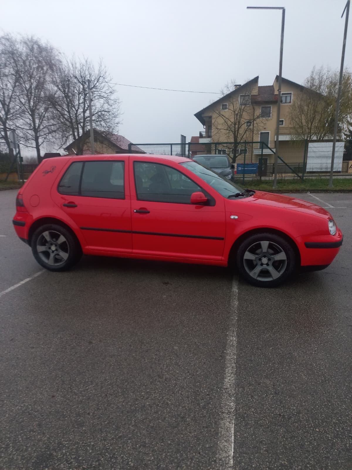 VW Golf 4 1,4 AUTO ODLICAN USCUVAN REG 6 MJ 2026, fotografija 3