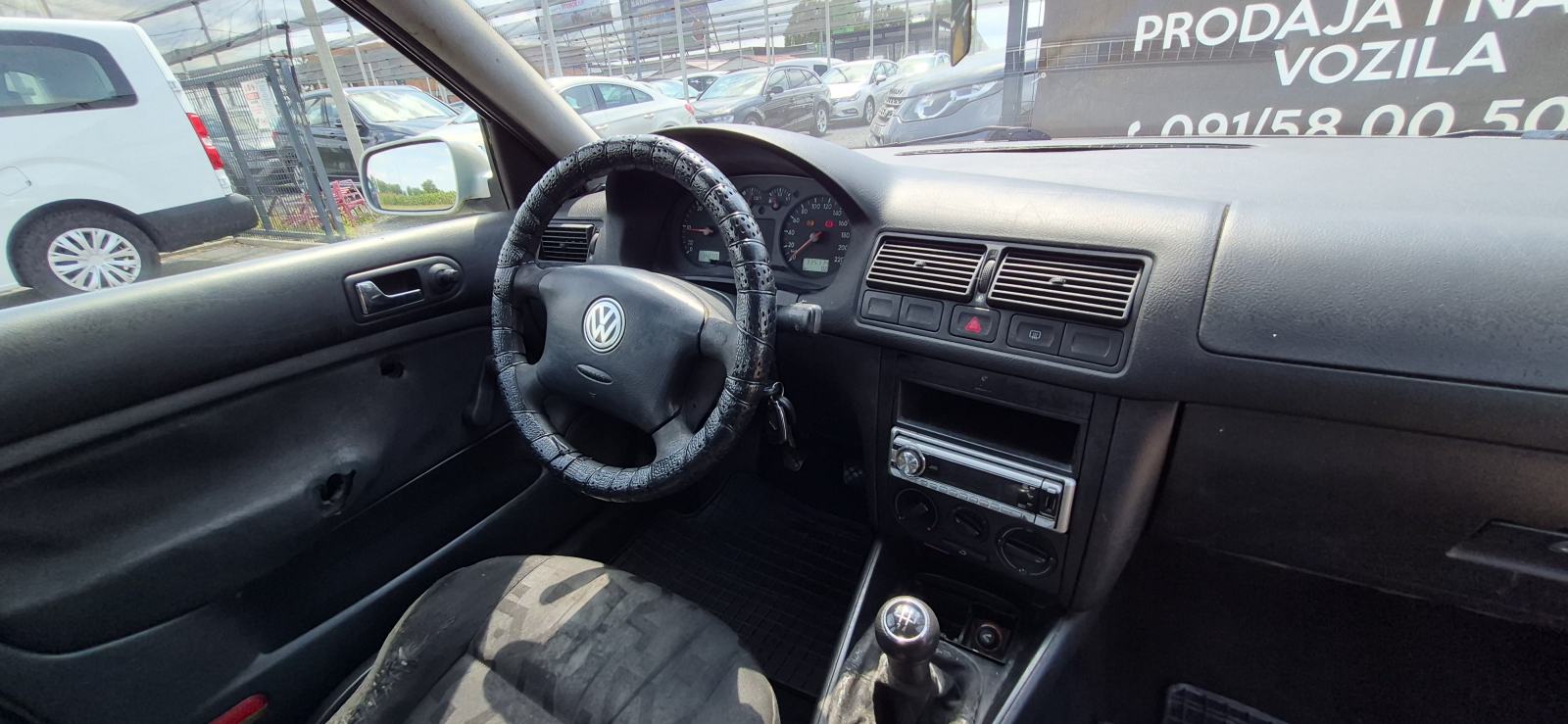 VW Golf 4 1,9 SDI, HR VOZILO, ABS, SERVO, ALU FELGE, REG 08/26..., fotografija 19