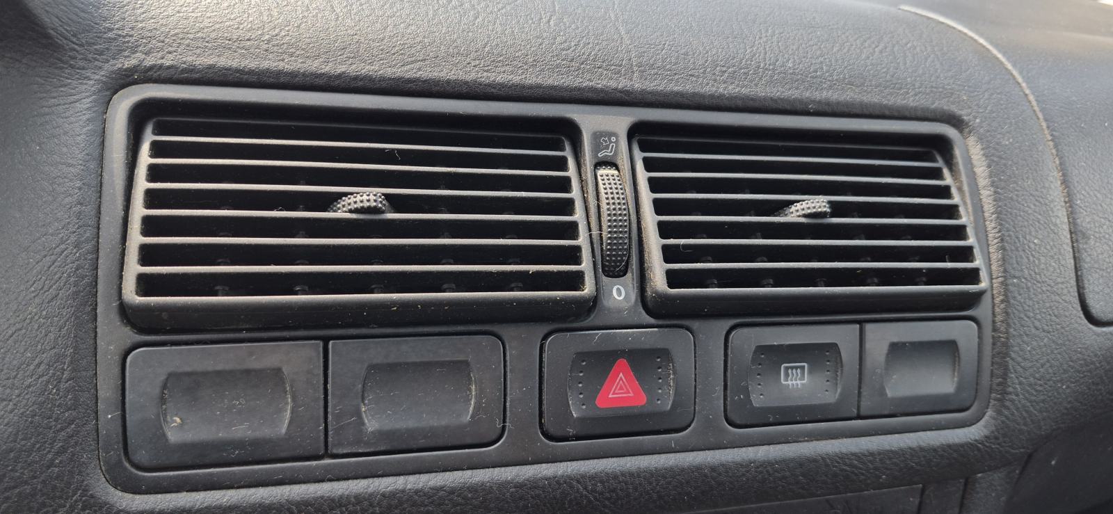 VW Golf 4 1,9 SDI, HR VOZILO, ABS, SERVO, ALU FELGE, REG 08/26..., fotografija 16