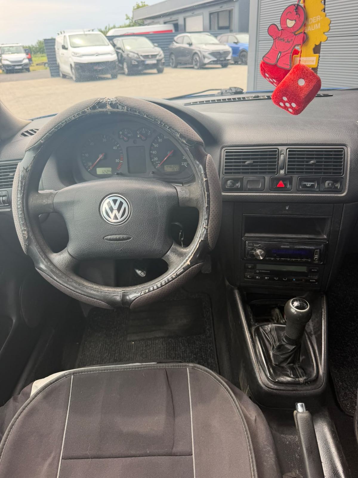 VW Golf 4 1.9 TDI - REGISTRIRAN - 650,00 EUR, fotografija 13