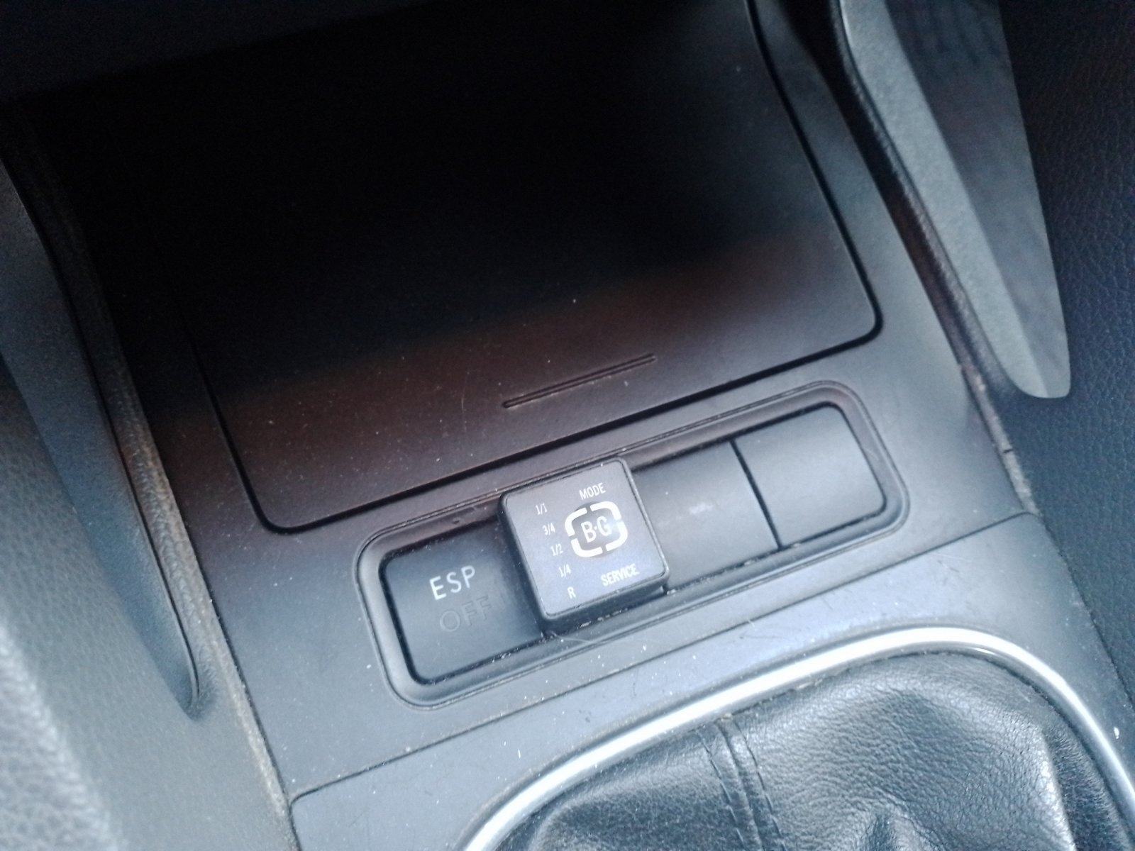 VW Golf 5 1,6 lpg,registriran,servisiran,plin atestiran, fotografija 7