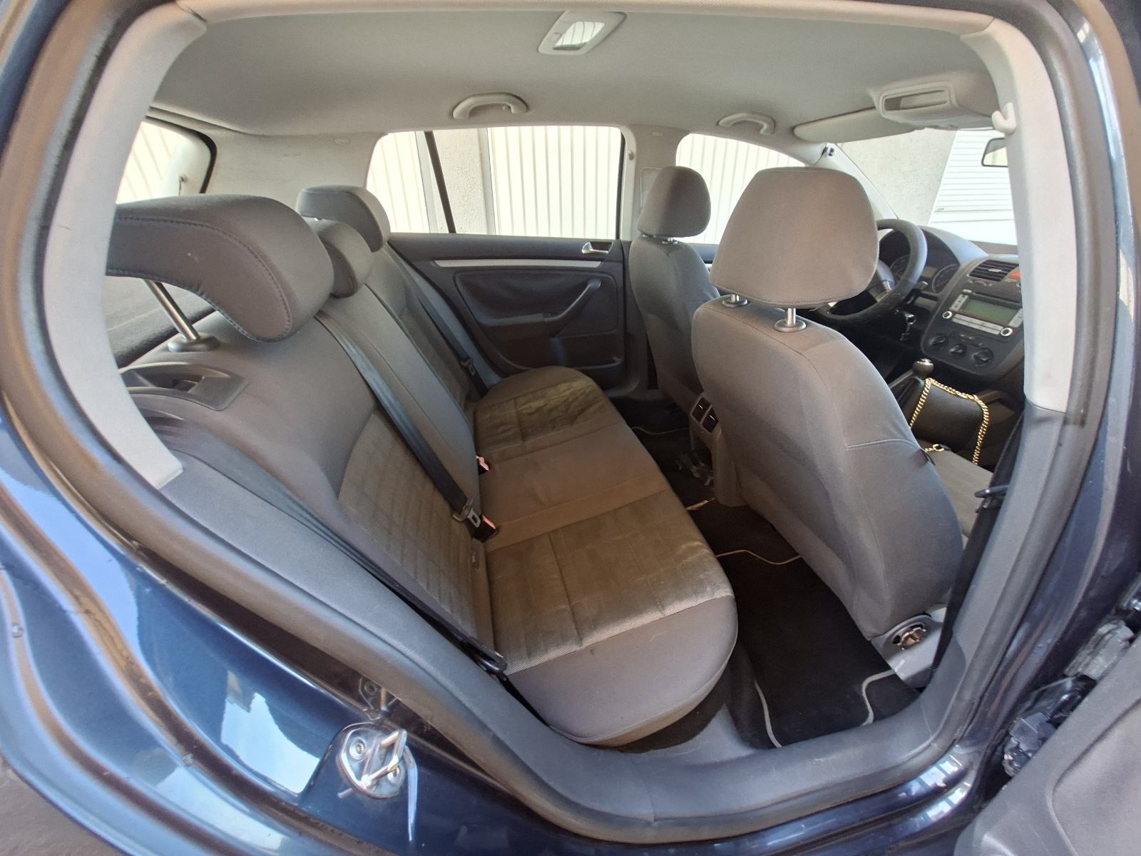 Golf 5 1.9tdi 77kw top stanje bez ulaganja, fotografija 2