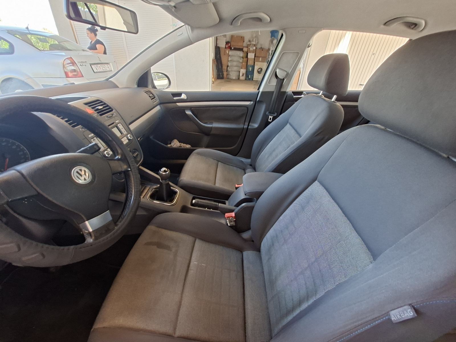 Golf 5 1.9tdi 77kw top stanje bez ulaganja, fotografija 6
