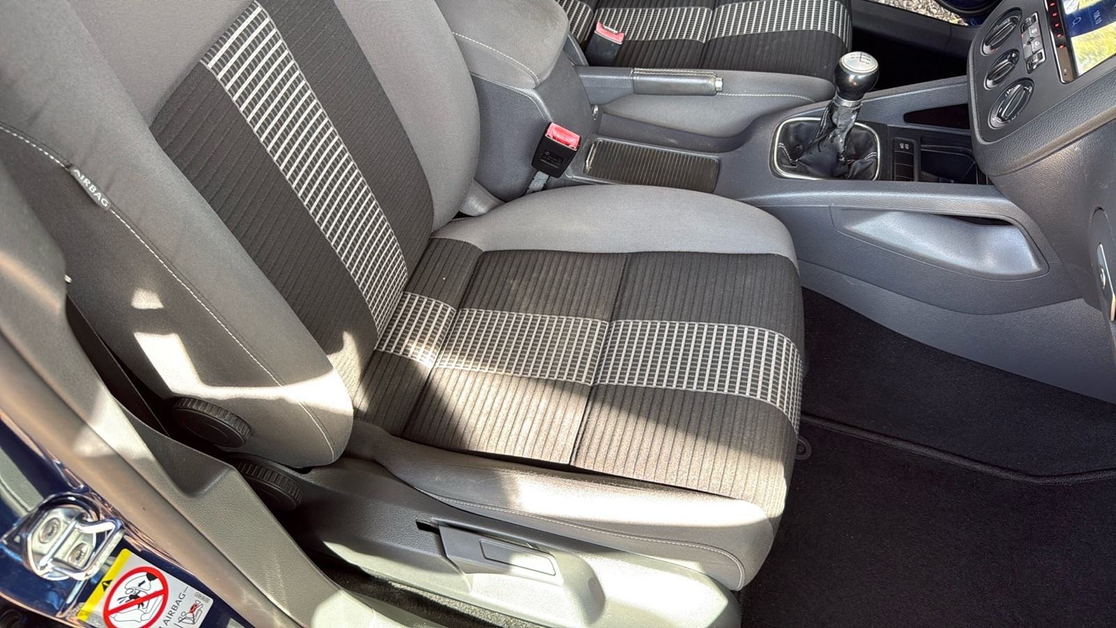 VW Golf 5 1,9 TDI BLAUMOTION UNITED, fotografija 16