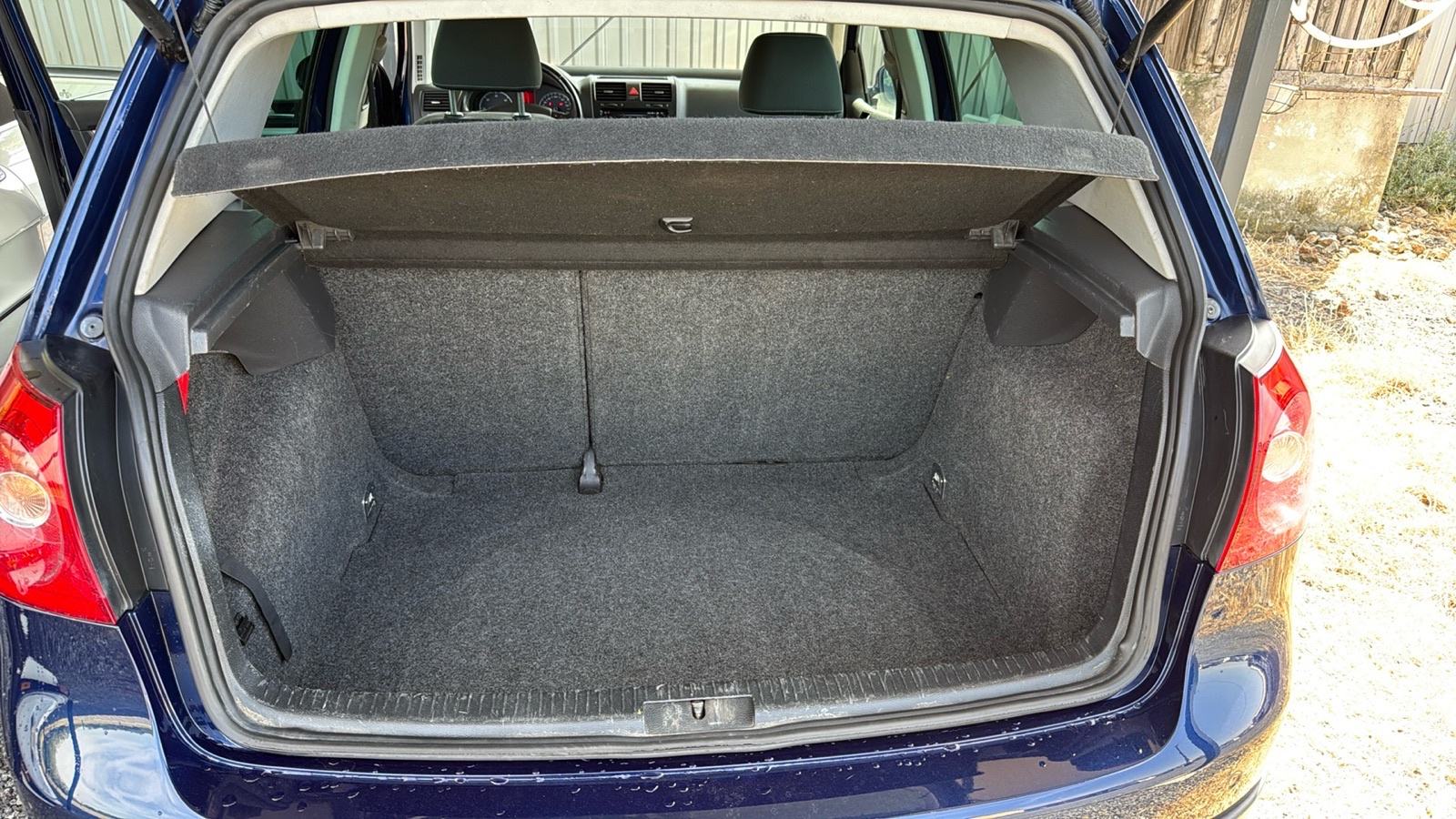 VW Golf 5 1,9 TDI BLAUMOTION UNITED, fotografija 17