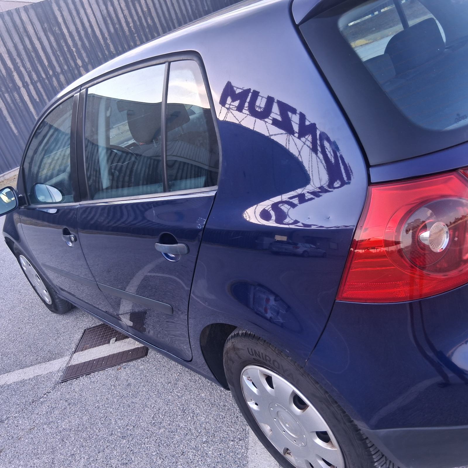 VW Golf 5 1,9 TDI - REGISTRIRAN CILU GODINU 8/2027go- 277.000km, fotografija 7