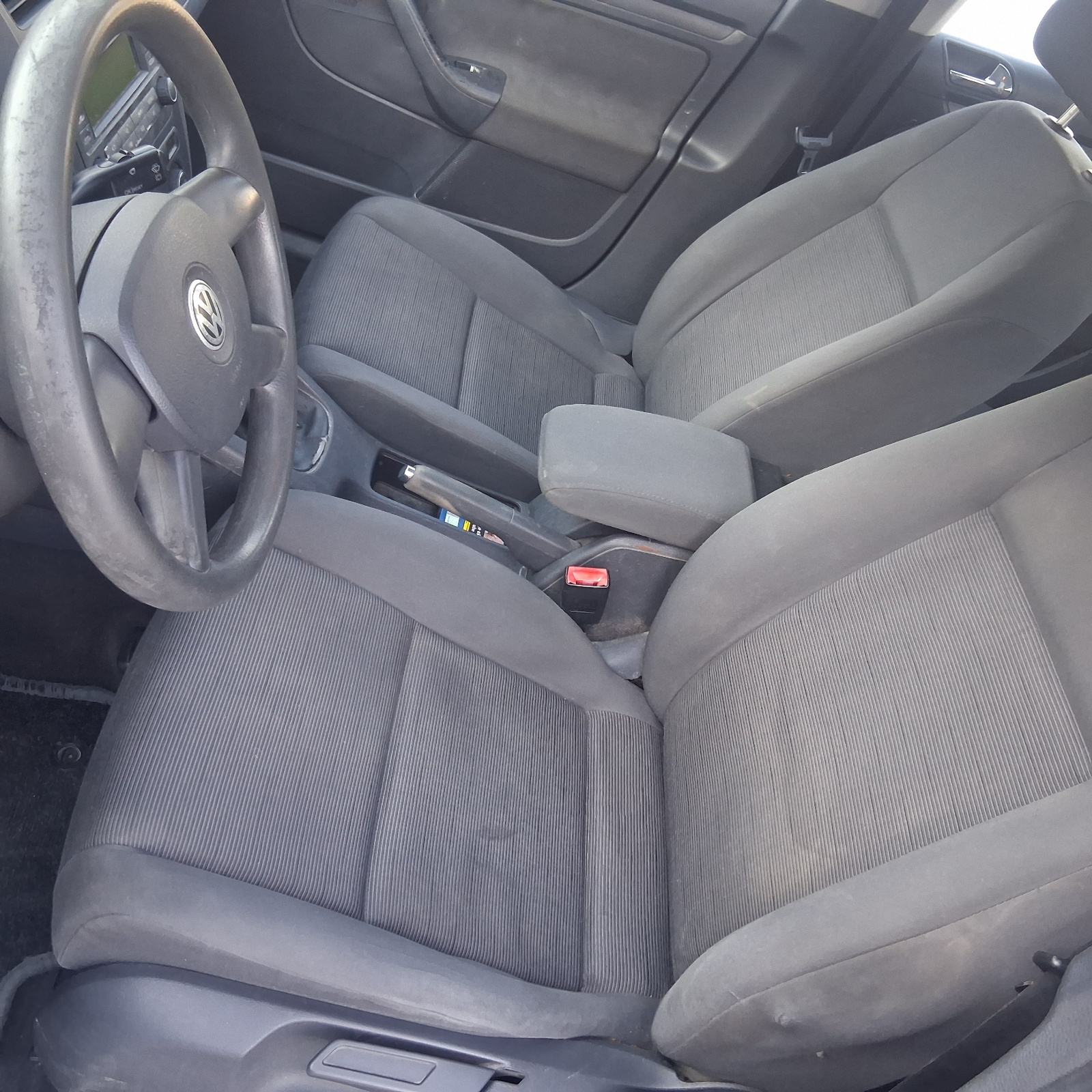 VW Golf 5 1,9 TDI - REGISTRIRAN CILU GODINU 8/2027go- 277.000km, fotografija 11