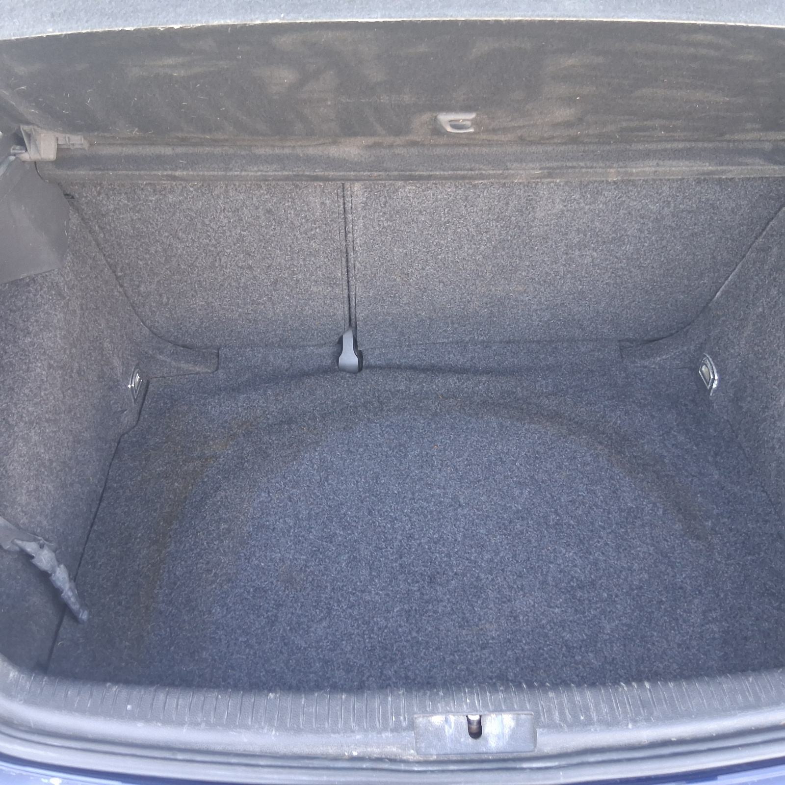 VW Golf 5 1,9 TDI - REGISTRIRAN CILU GODINU 8/2027go- 277.000km, fotografija 14