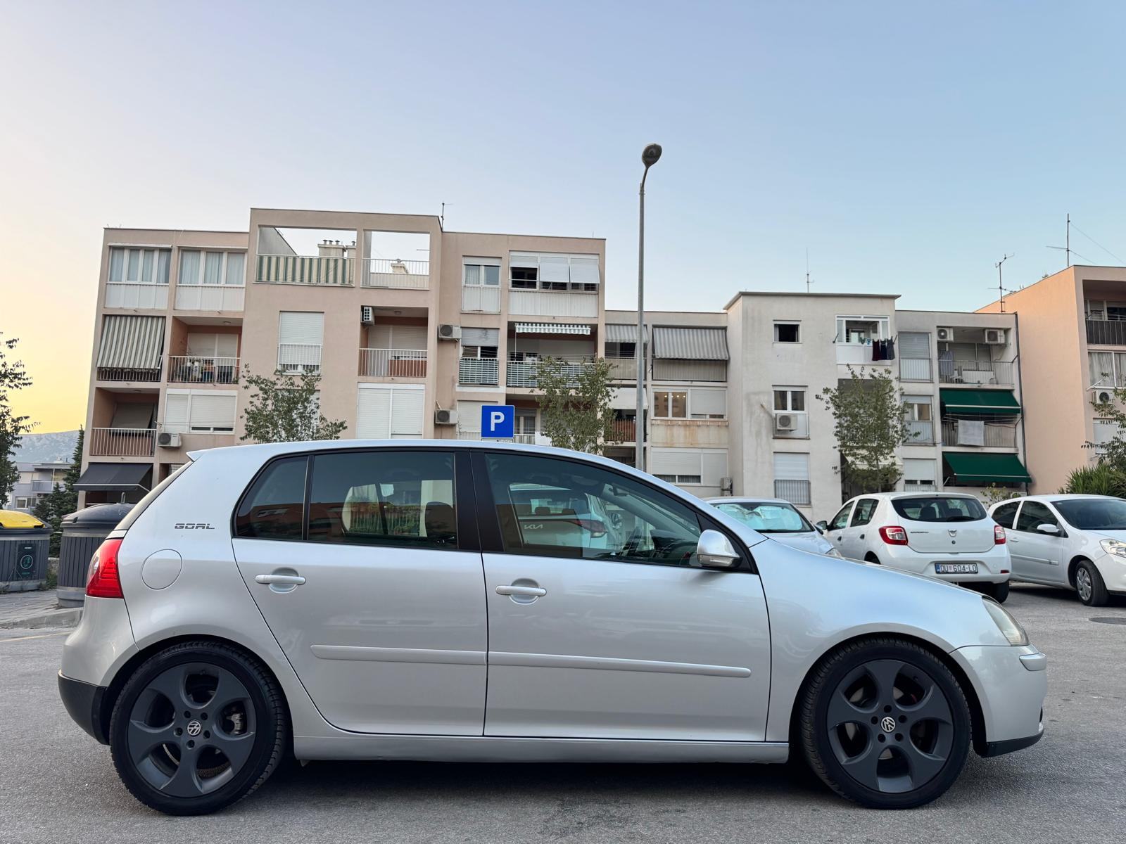 VW Golf 5 1,9 TDI samo 235tkm orig. servisna knjiga klima Reg. 4/27, fotografija 18