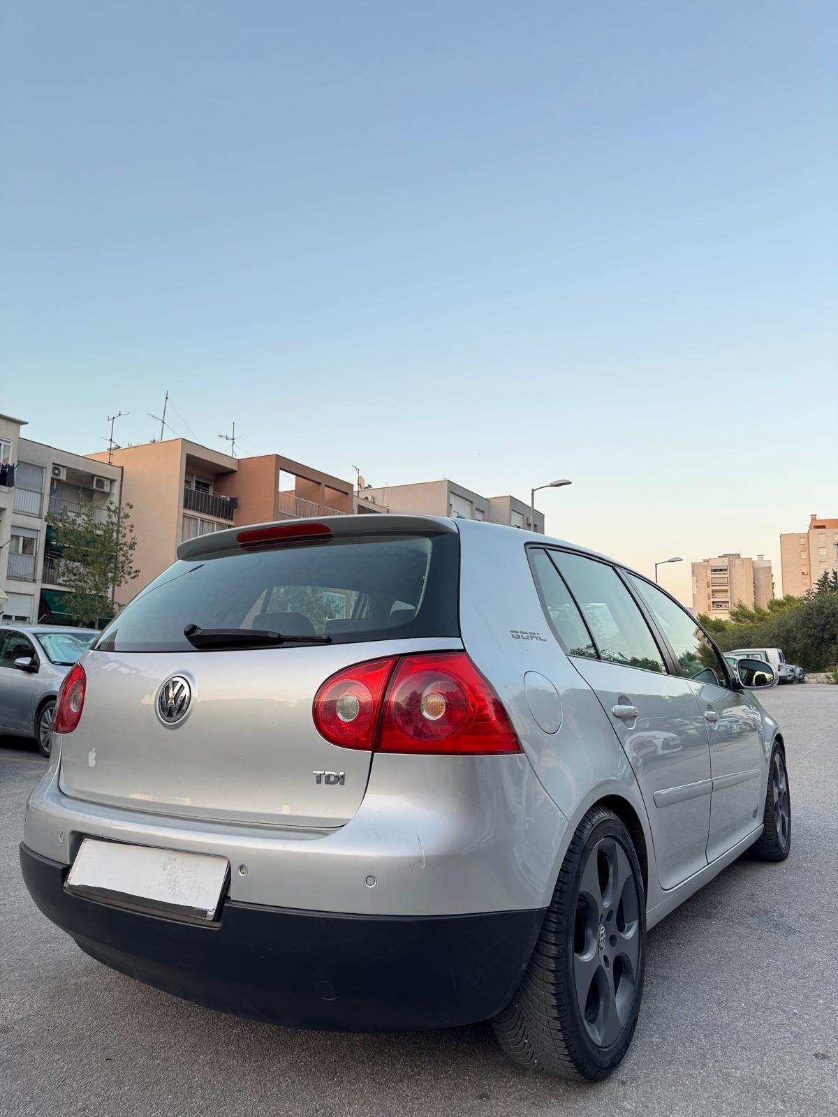 VW Golf 5 1,9 TDI samo 235tkm orig. servisna knjiga klima Reg. 4/27, fotografija 15