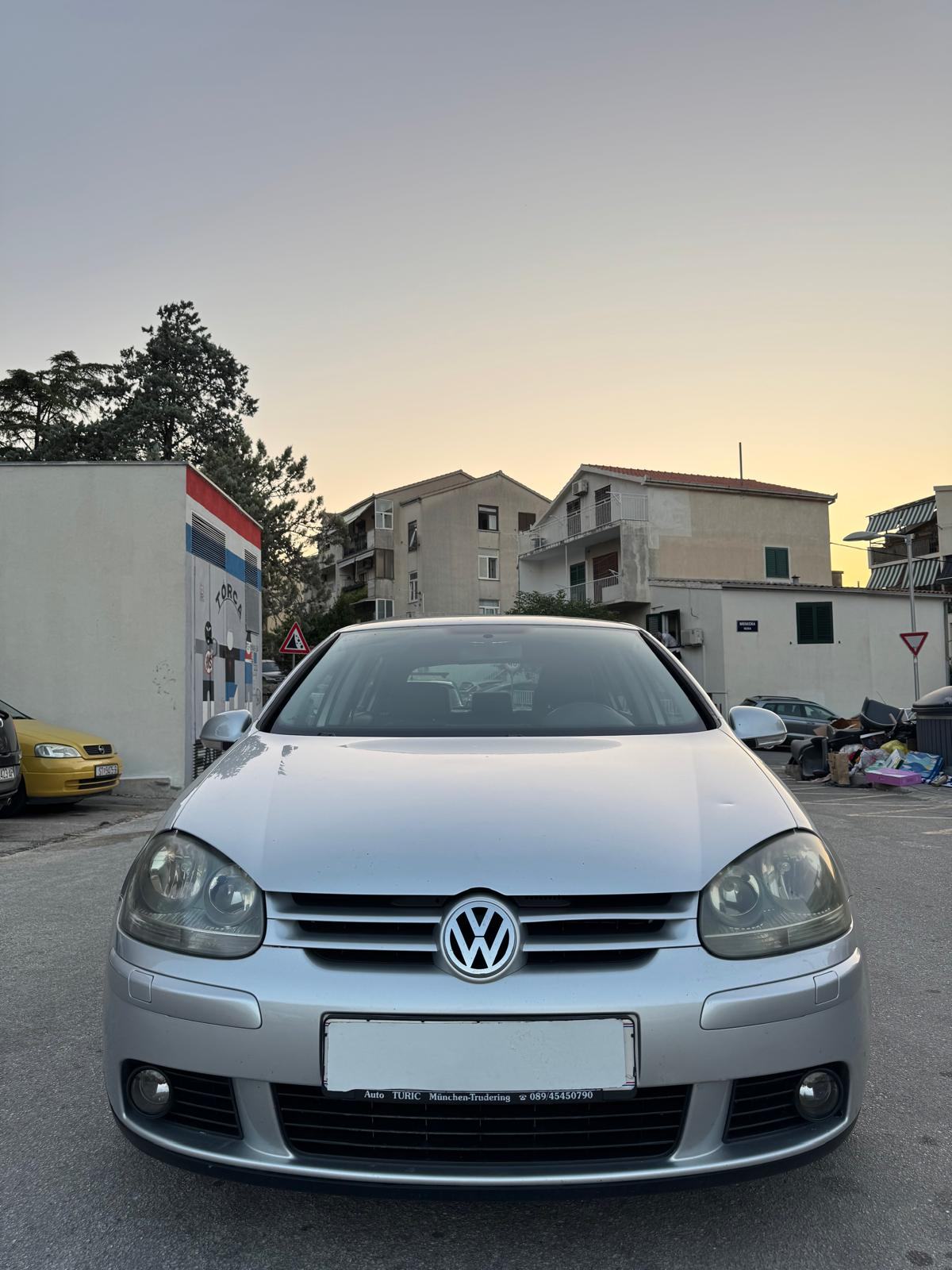 VW Golf 5 1,9 TDI samo 235tkm orig. servisna knjiga klima Reg. 4/27, fotografija 11