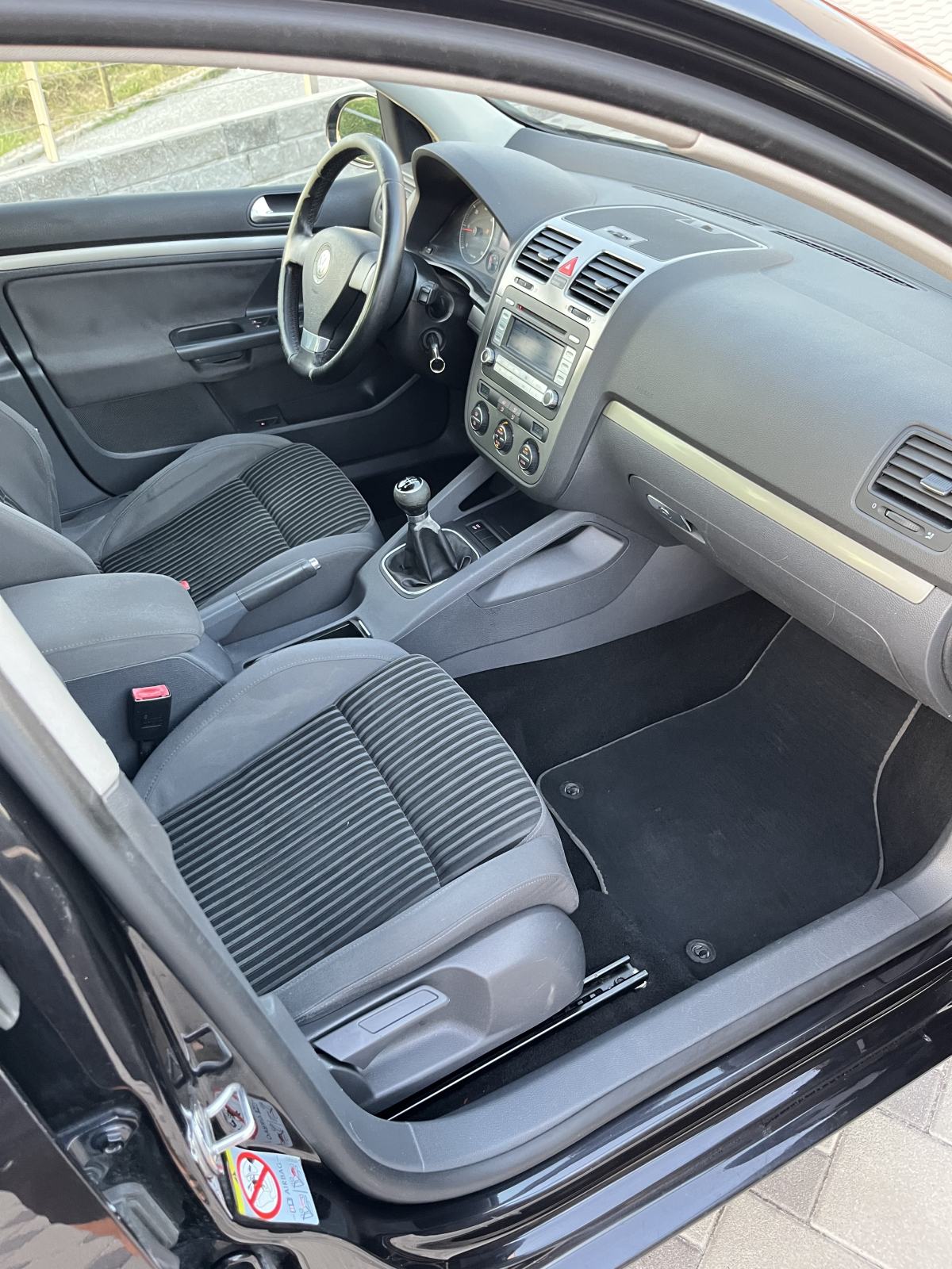 VW Golf 5 2,0 TDI sport 255 tkm, reg 12/2026 cijena 3250€, fotografija 11