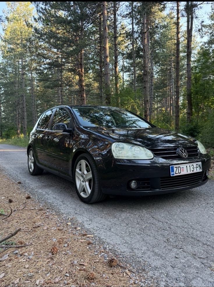 VW Golf 5 2,0 TDI SPORTLINE, fotografija 2