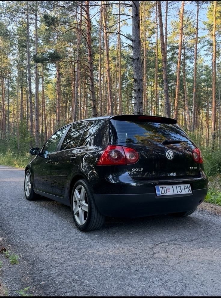 VW Golf 5 2,0 TDI SPORTLINE, fotografija 4