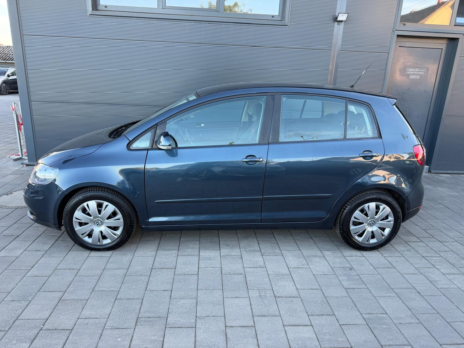 VW Golf 5 Plus 1.9TDI - KLIMA - GRIJANJE SJEDALA - REGISTRIRAN 09/2026, fotografija 2