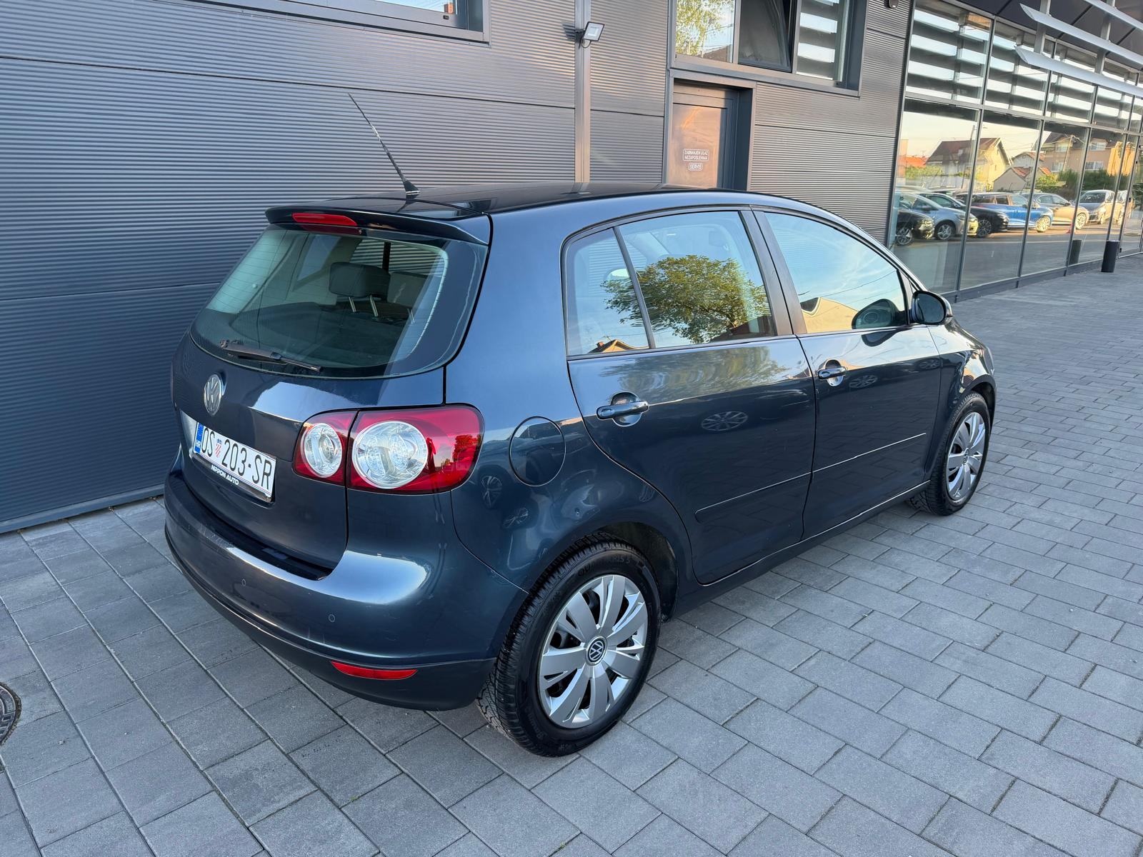 VW Golf 5 Plus 1.9TDI - KLIMA - GRIJANJE SJEDALA - REGISTRIRAN 09/2026, fotografija 6