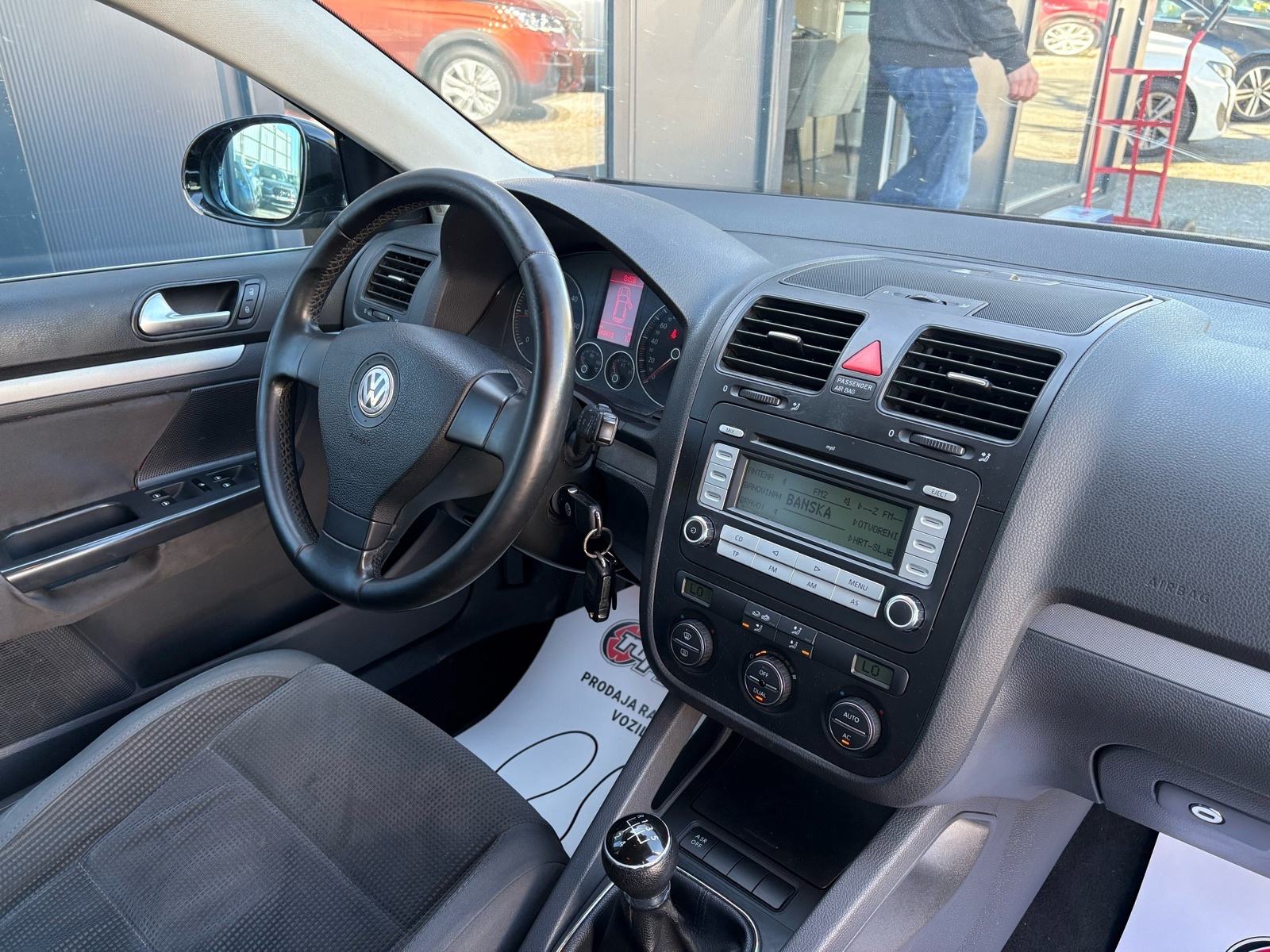 VW Golf 5 Variant 1,9 TDI KLIMA - SERVIS - AUTOKREDIT, fotografija 17