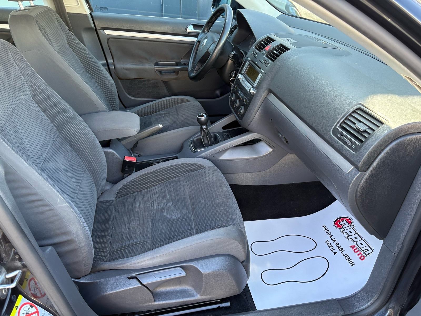 VW Golf 5 Variant 1,9 TDI KLIMA - SERVIS - AUTOKREDIT, fotografija 19