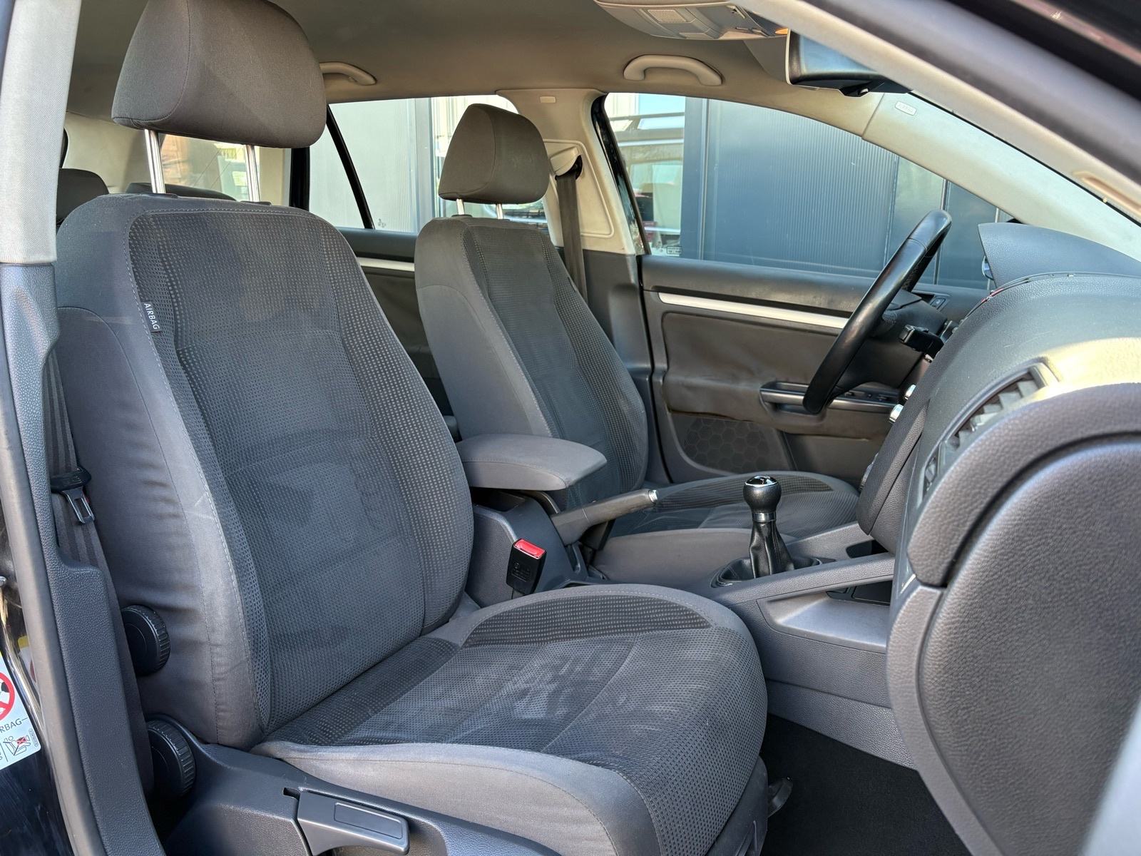 VW Golf 5 Variant 1,9 TDI KLIMA - SERVIS - AUTOKREDIT, fotografija 20