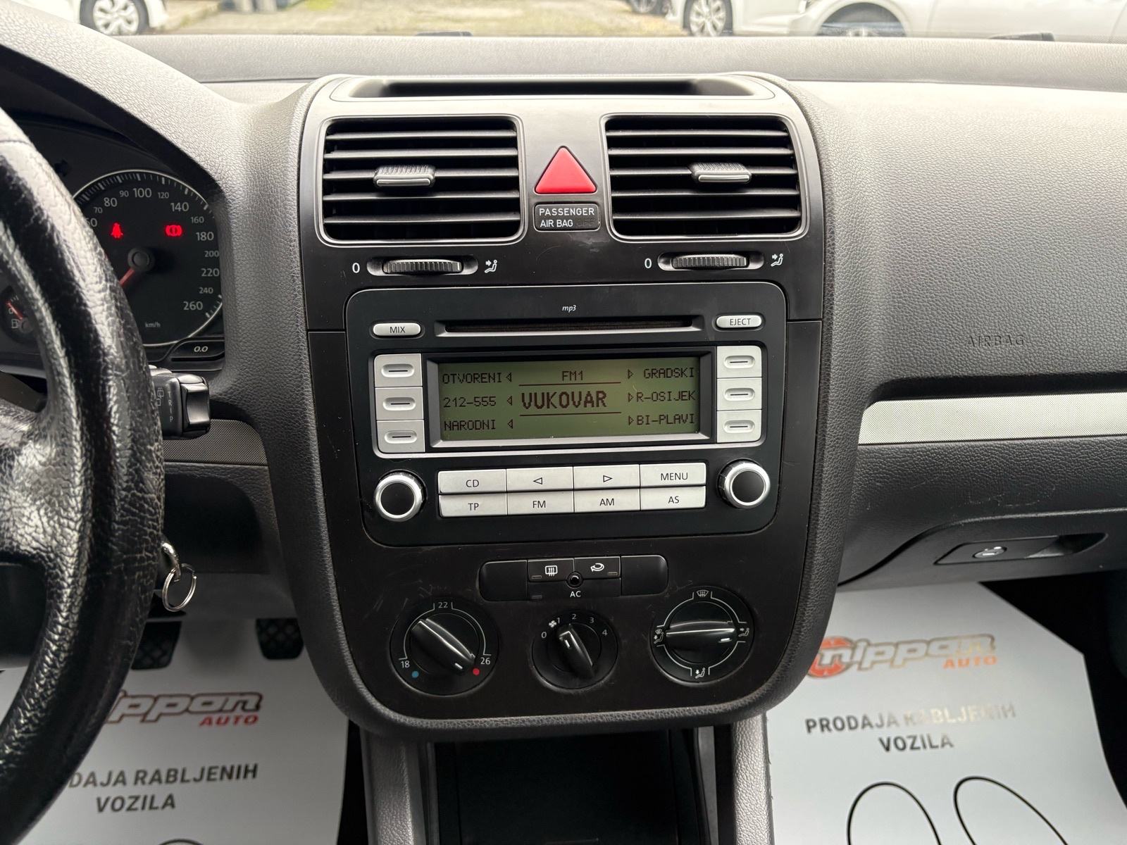 VW Golf 5 Variant 1,9 TDI KLIMA - VELIKI SERVIS - AUTOKREDIT, fotografija 14