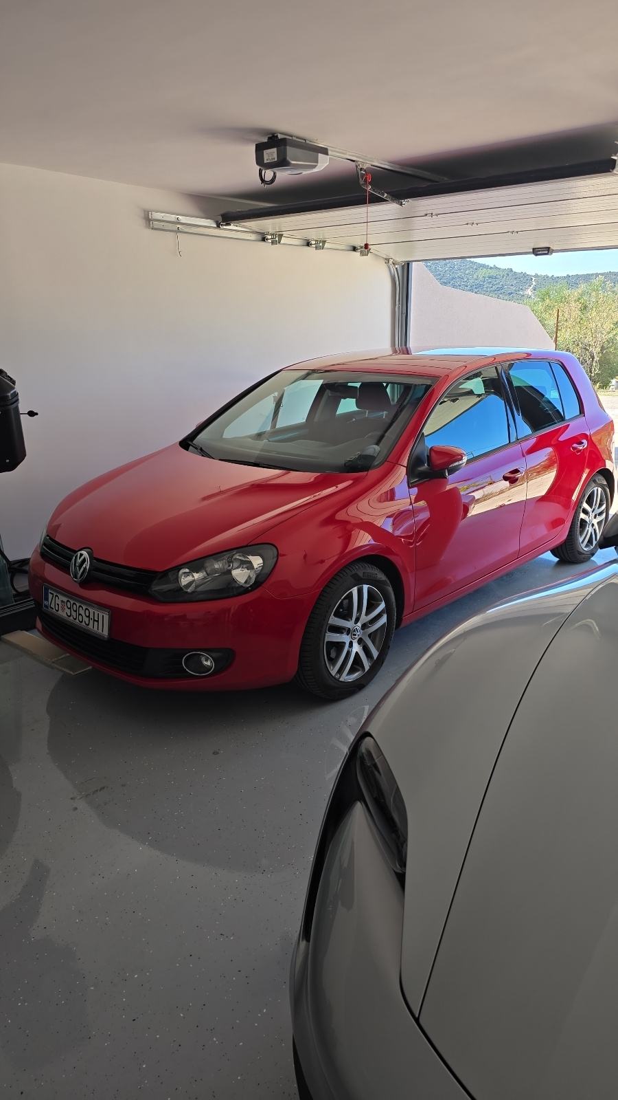 VW Golf 6 1.6 TDI 105 ks, PRVI VLASNIK – 114.000 km, fotografija 2