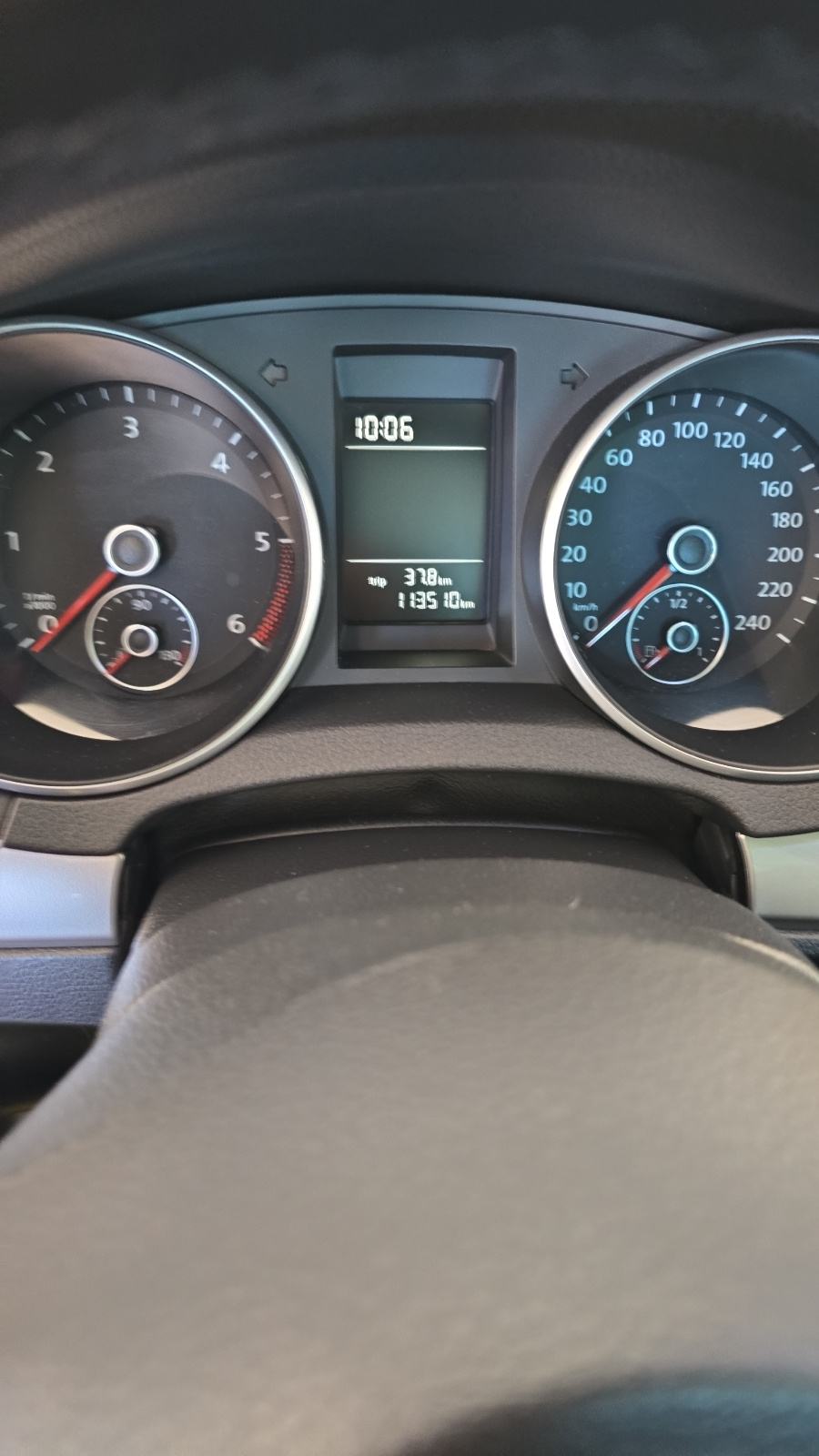 VW Golf 6 1.6 TDI 105 ks, PRVI VLASNIK – 114.000 km, fotografija 6