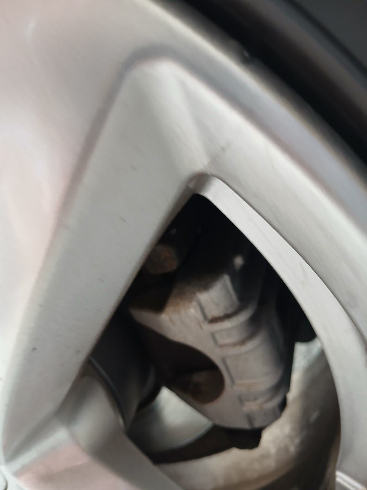 VW Golf 6 1,6 TDI,2011 god,rega do 11 mj 2026,77 kw, fotografija 14