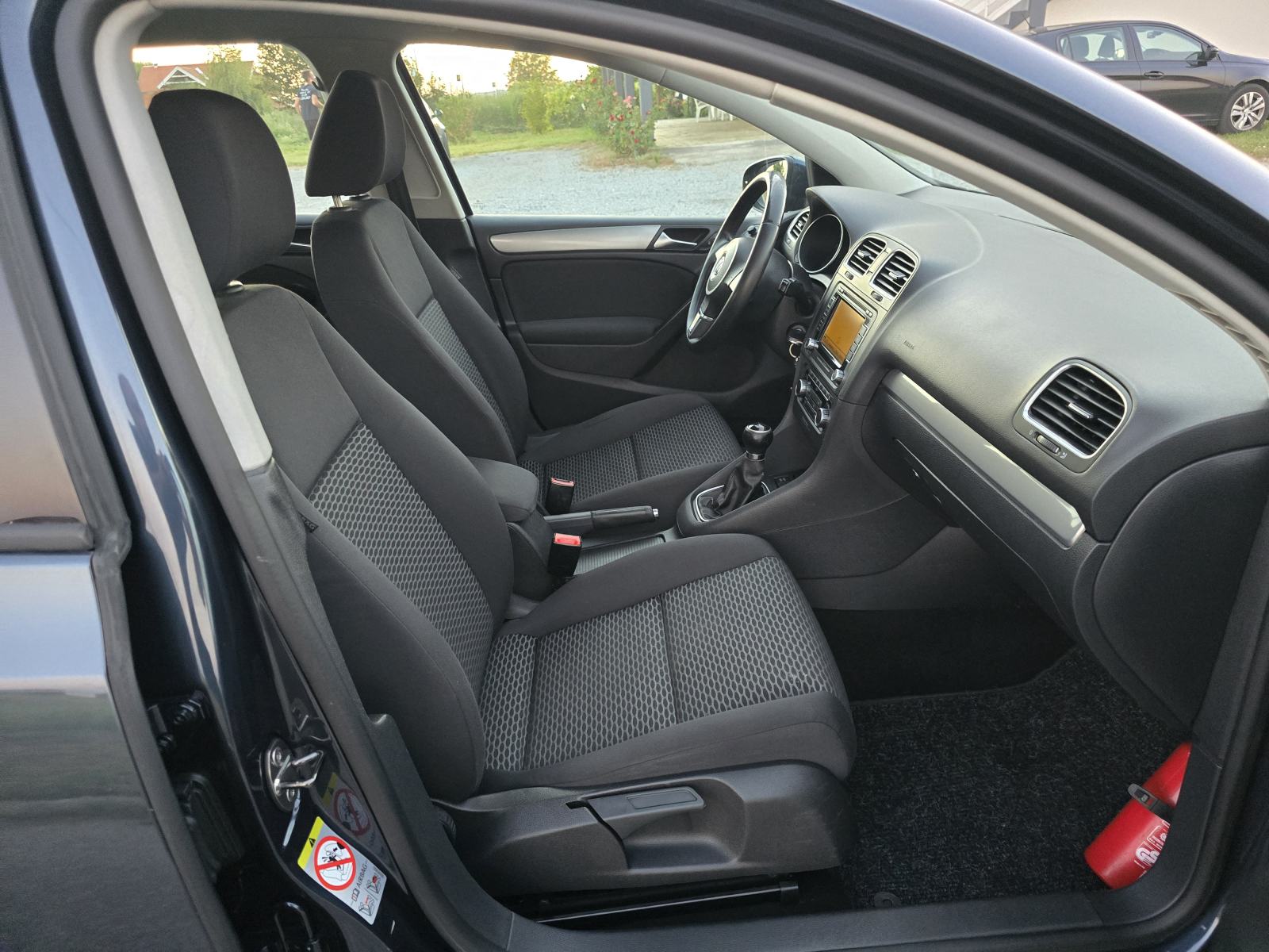 VW Golf 6 1,6 TDI-2011gd.md-NAVIGACIJA-climatronic,alu16,tempomat,KART, fotografija 10