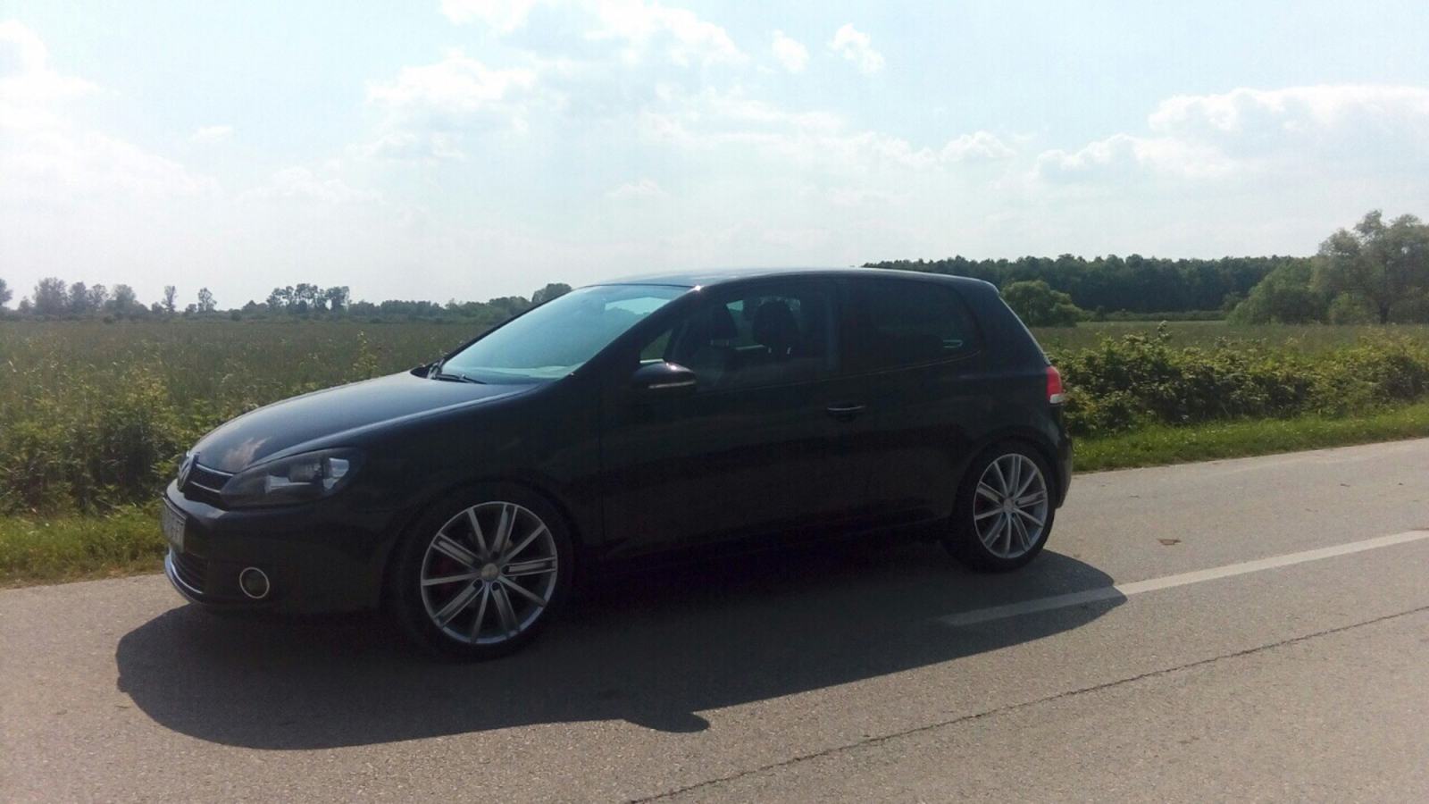 VW Golf 6 1,6 TDI 360 parking senzori, fotografija 17