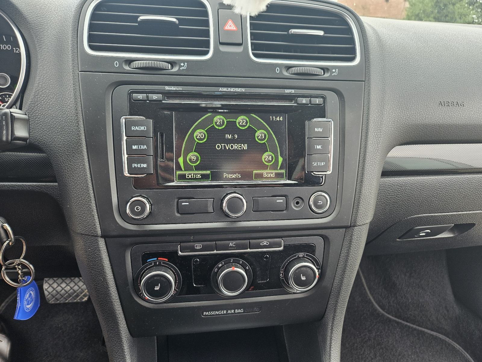 VW Golf 6 1,6 TDI AUTOMATIC, 145k km, REGA 07/27, fotografija 5