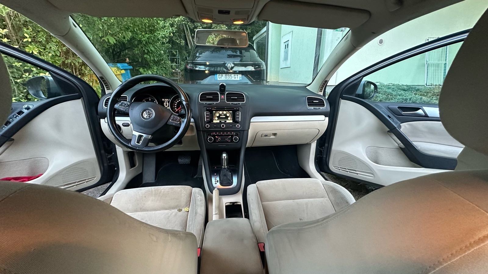 VW Golf 6 1.6 TDI DSG 105 KS – AUTOMATIK – KLIMA – BLUETOOTH, fotografija 6