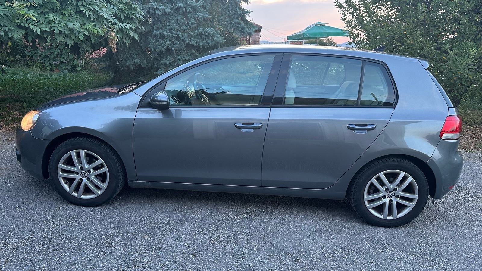 VW Golf 6 1.6 TDI DSG 105 KS – AUTOMATIK – KLIMA – BLUETOOTH, fotografija 5