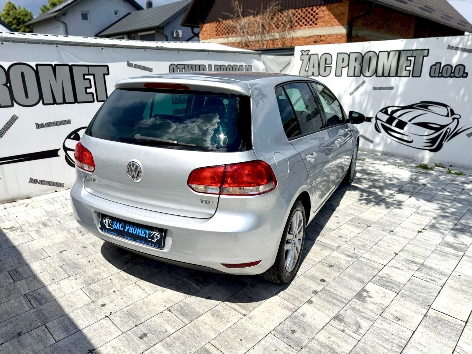 VW Golf 6 1,6 TDI ## KLIMA ## ORLICAN AUTIĆ ** KRED- KART ** HR-AUTO, fotografija 8