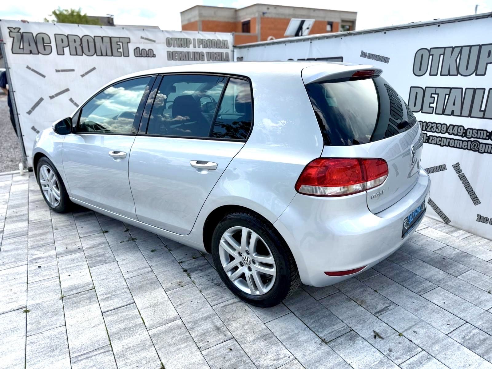 VW Golf 6 1,6 TDI ## KLIMA ## ORLICAN AUTIĆ ** KRED- KART ** HR-AUTO, fotografija 16