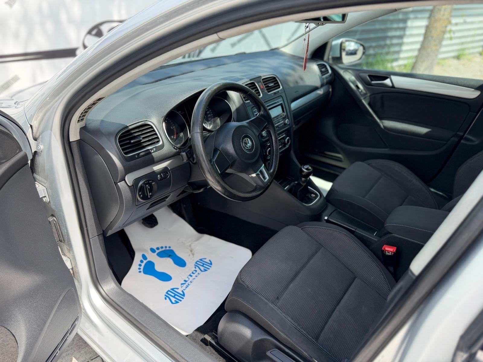 VW Golf 6 1,6 TDI ## KLIMA ## ORLICAN AUTIĆ ** KRED- KART ** HR-AUTO, fotografija 15