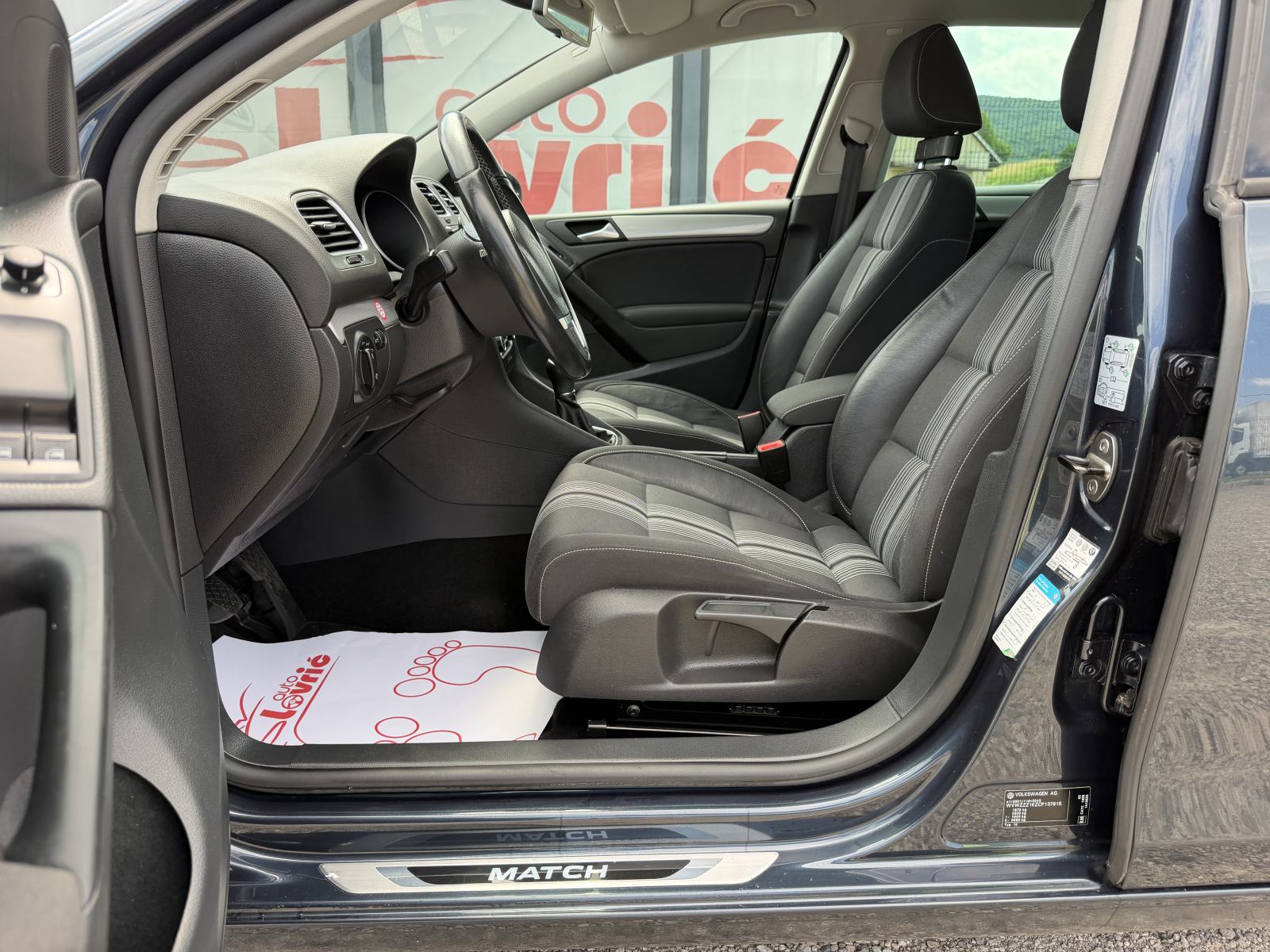 VW Golf 6 1,6 TDI Match - MF VOLAN - PARK PILOT - GARANCIJA, fotografija 11