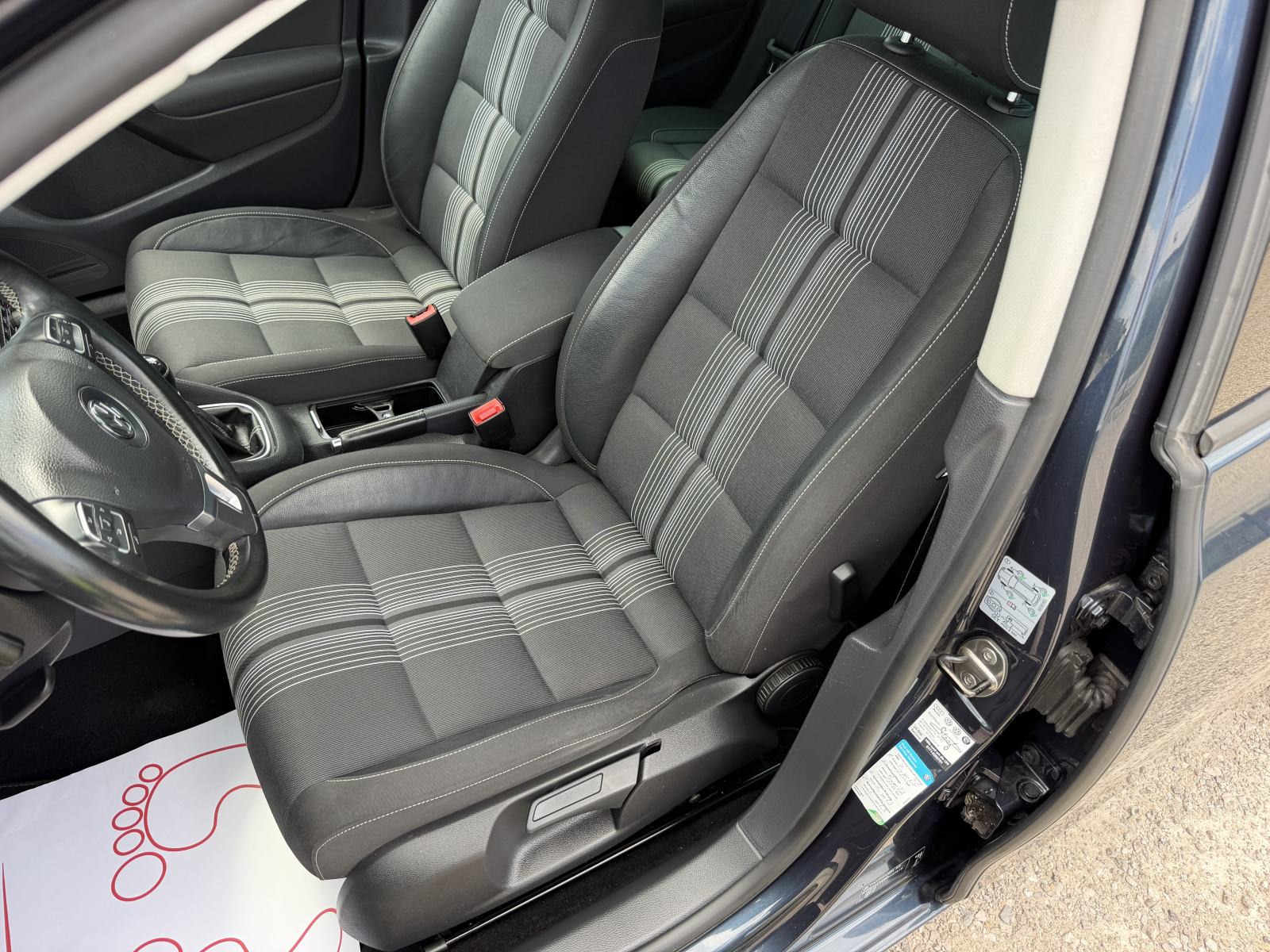 VW Golf 6 1,6 TDI Match - MF VOLAN - PARK PILOT - GARANCIJA, fotografija 16