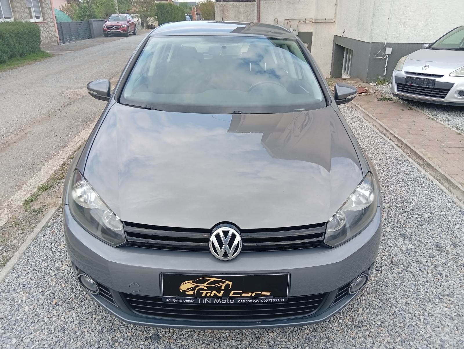VW Golf 6 1,6 TDI mod.2013 - KLIMA/ NAVIGACIJA/ SERVISNA/ PDC/ ALU, fotografija 2