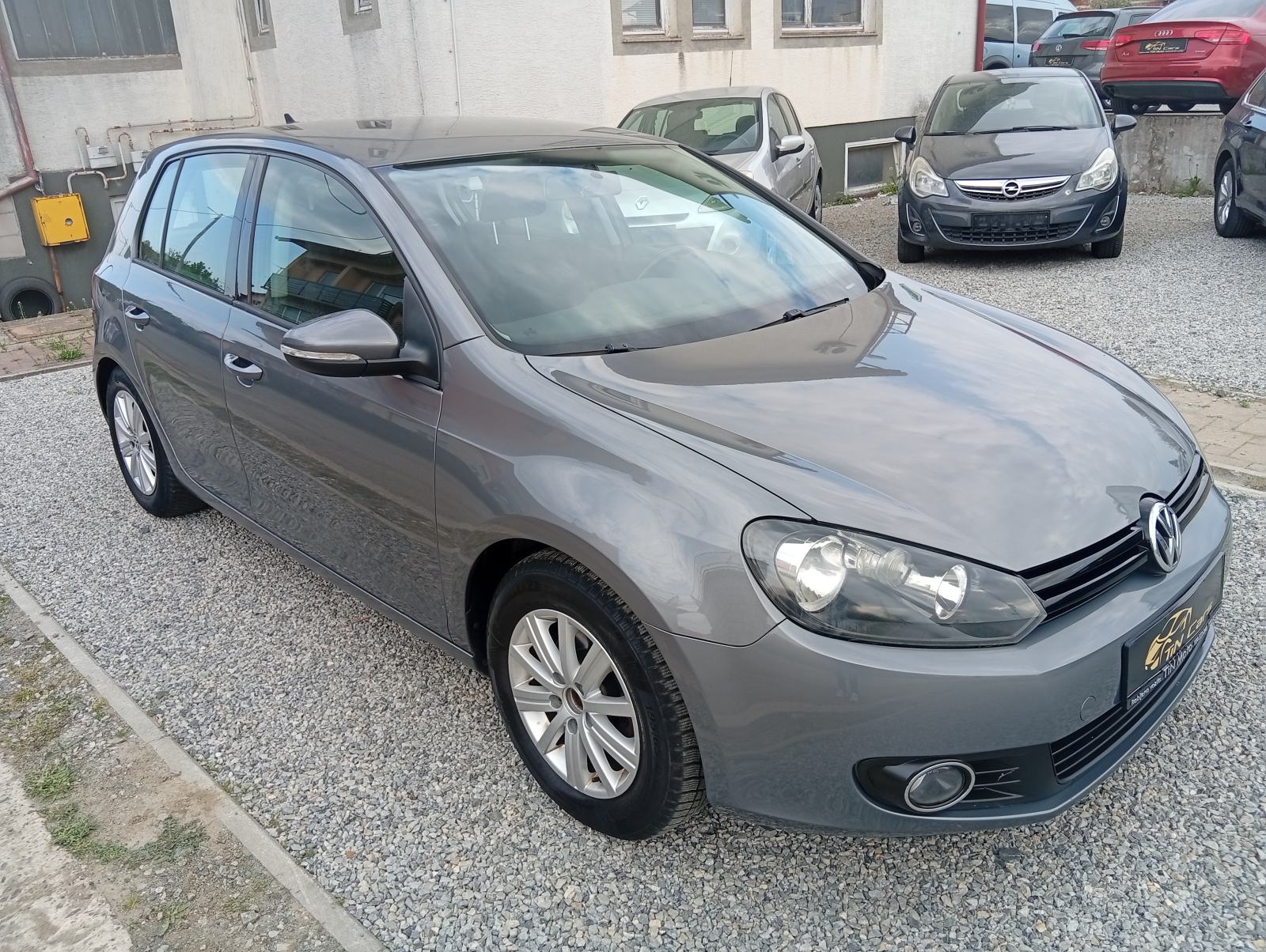 VW Golf 6 1,6 TDI mod.2013 - KLIMA/ NAVIGACIJA/ SERVISNA/ PDC/ ALU, fotografija 4