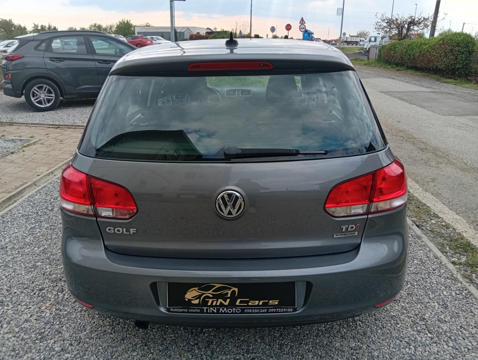 VW Golf 6 1,6 TDI mod.2013 - KLIMA/ NAVIGACIJA/ SERVISNA/ PDC/ ALU, fotografija 7