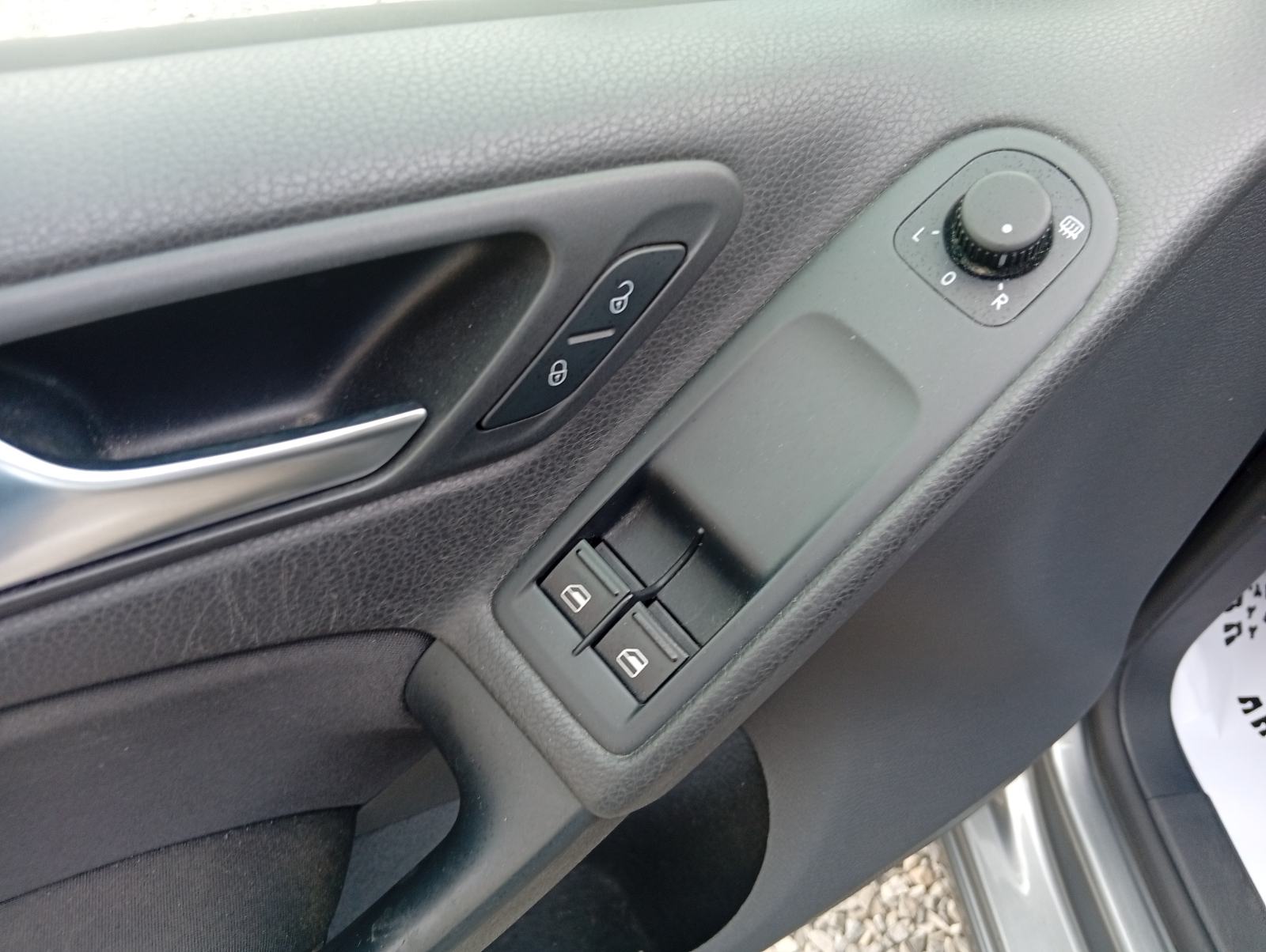 VW Golf 6 1,6 TDI mod.2013 - KLIMA/ NAVIGACIJA/ SERVISNA/ PDC/ ALU, fotografija 12