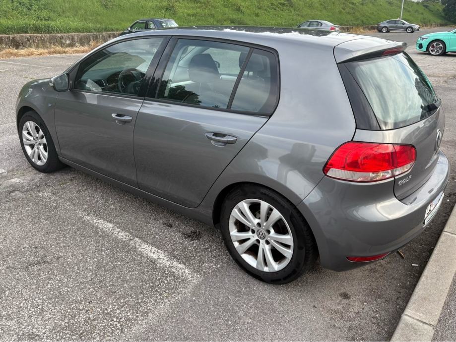 VW Golf 6 1.6 TDI | REG 11/2026 | Wireless CarPlay i AndroidAuto, fotografija 5