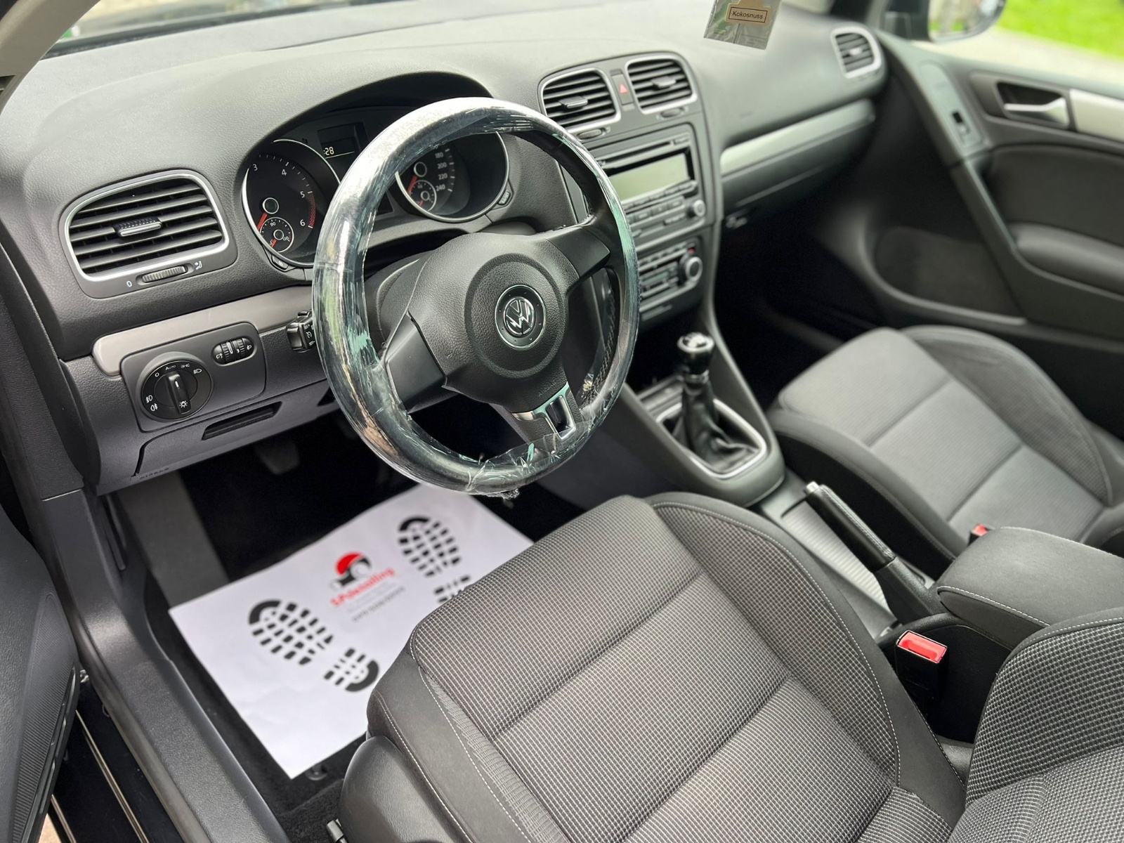 PRVI VLASNIK !!!VW Golf 6 1,6 TDI 137000km.servisiran, fotografija 12