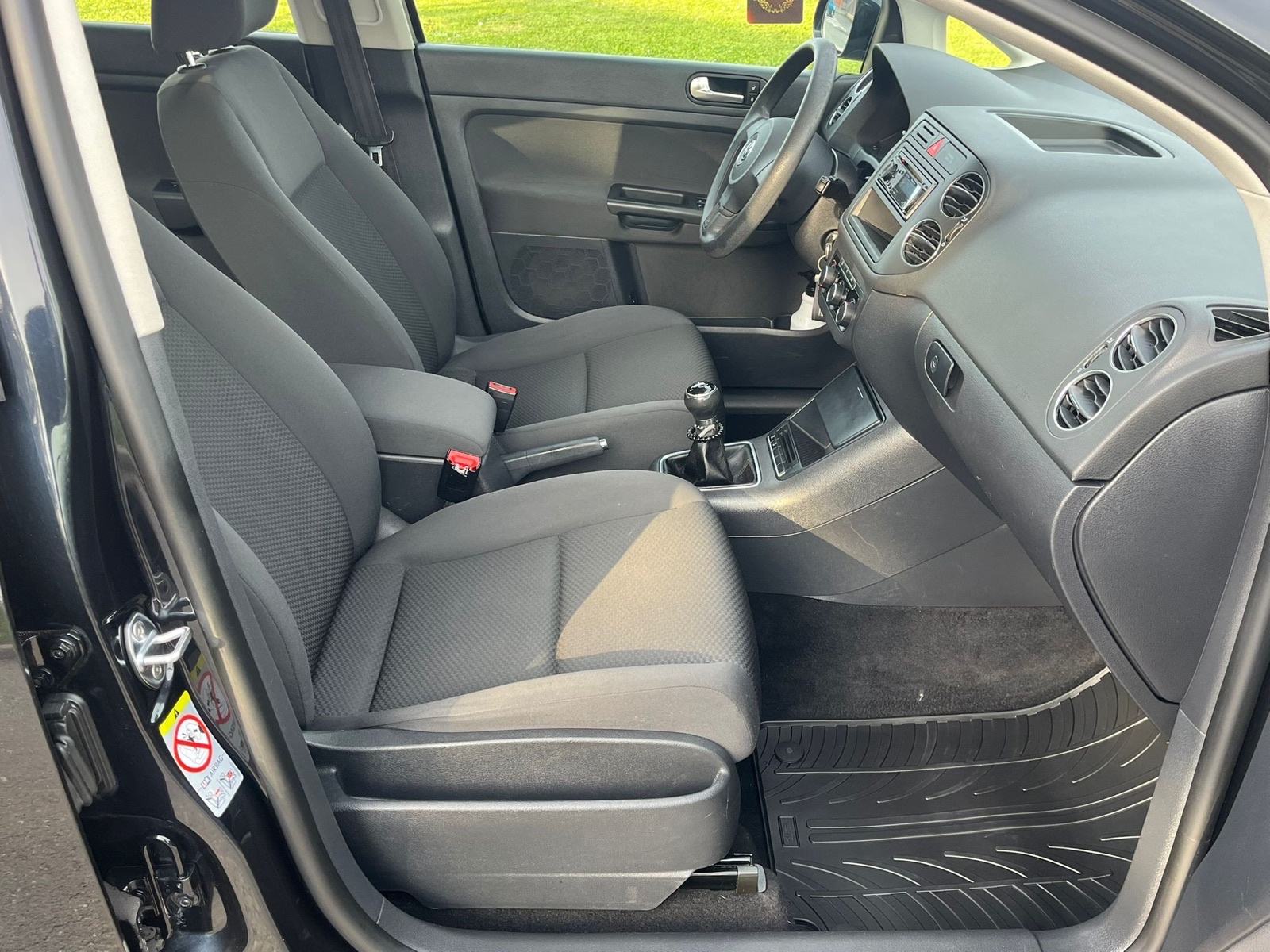 VW Golf 6 1,6 TDI Reg 01.2027., fotografija 16